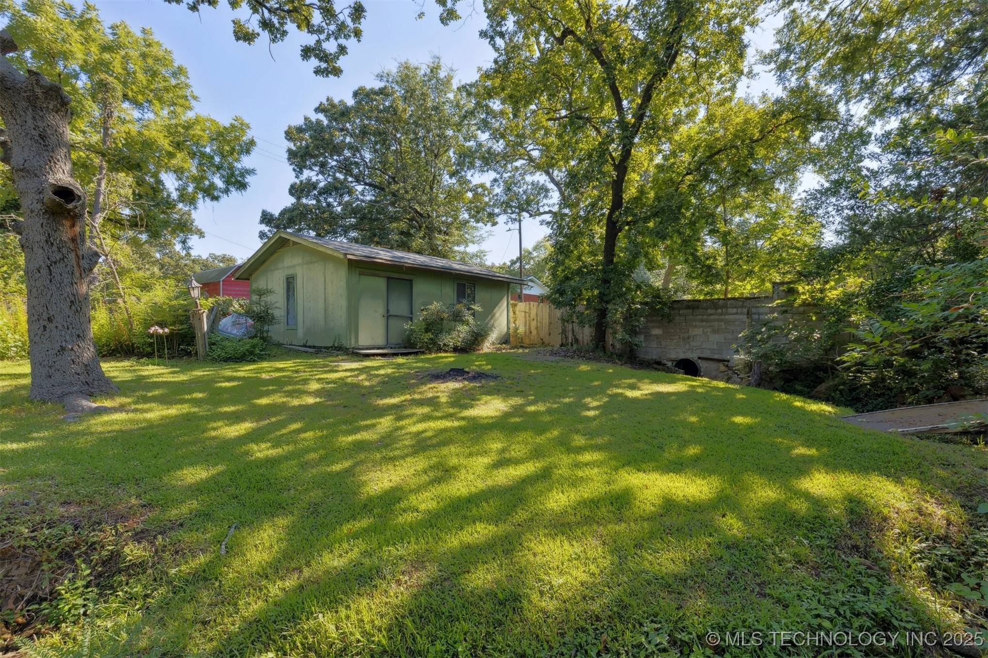 110 Acker Ada OK 74820