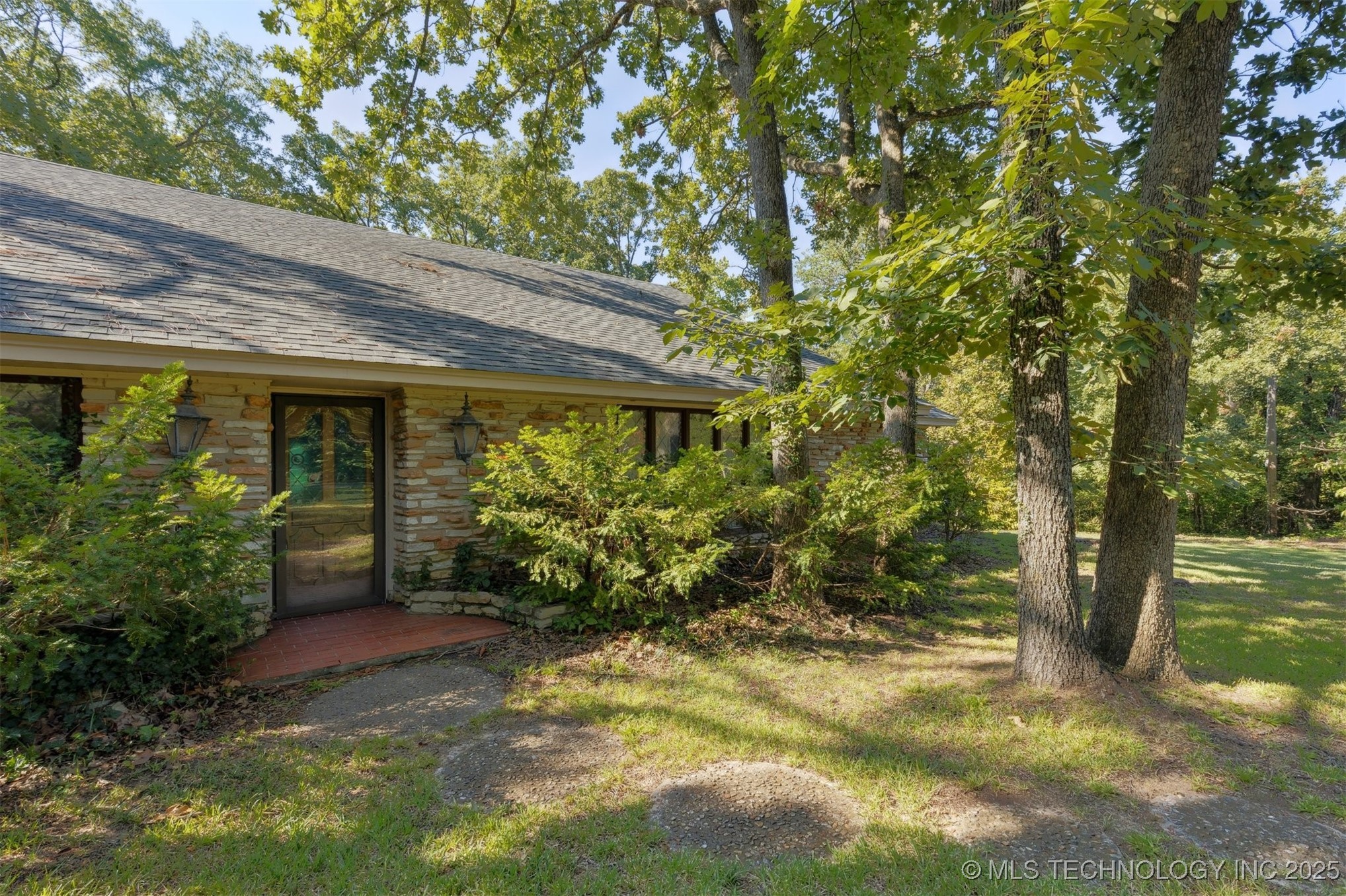 110 Acker Ada OK 74820