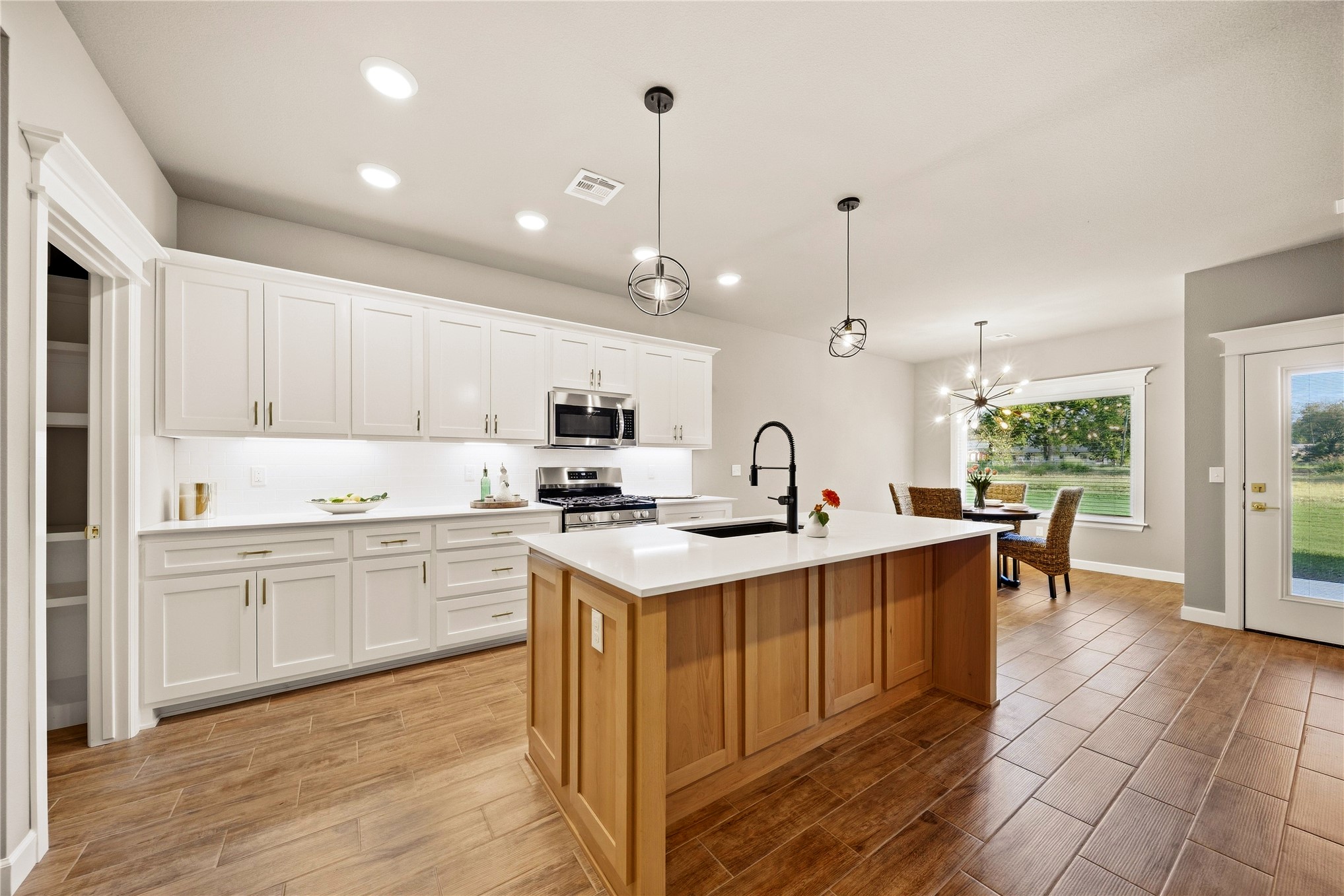 209 W Broadway Street Owasso OK 74055