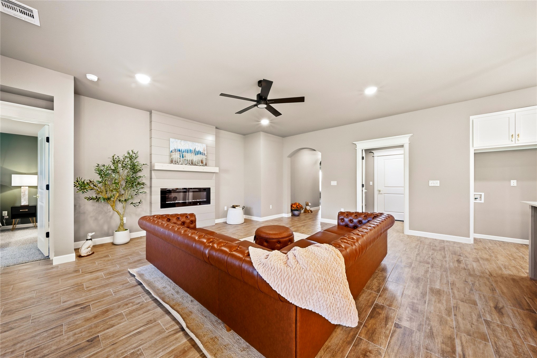 209 W Broadway Street Owasso OK 74055