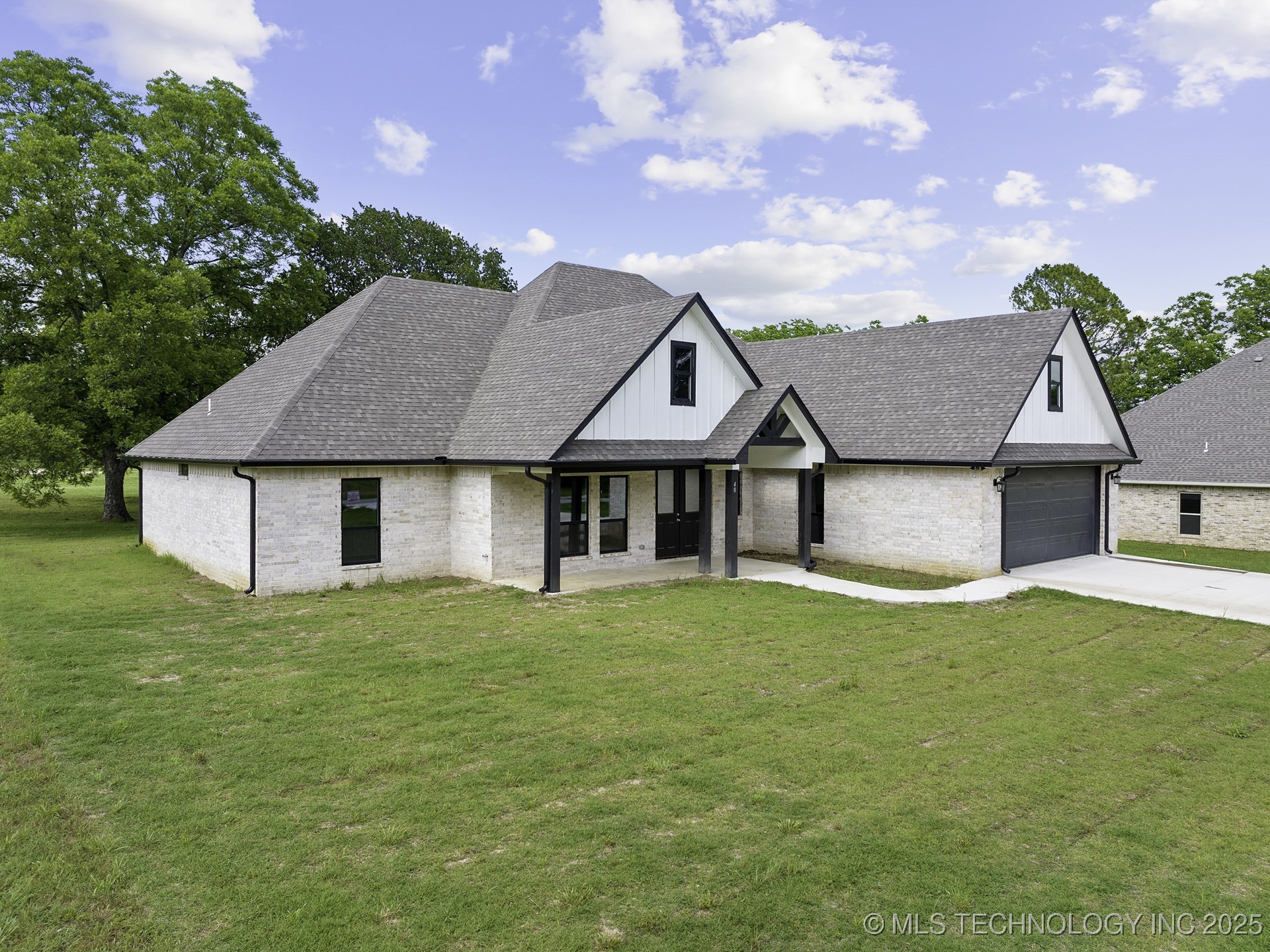 40 Whipperwill Street Lone Grove OK 73443