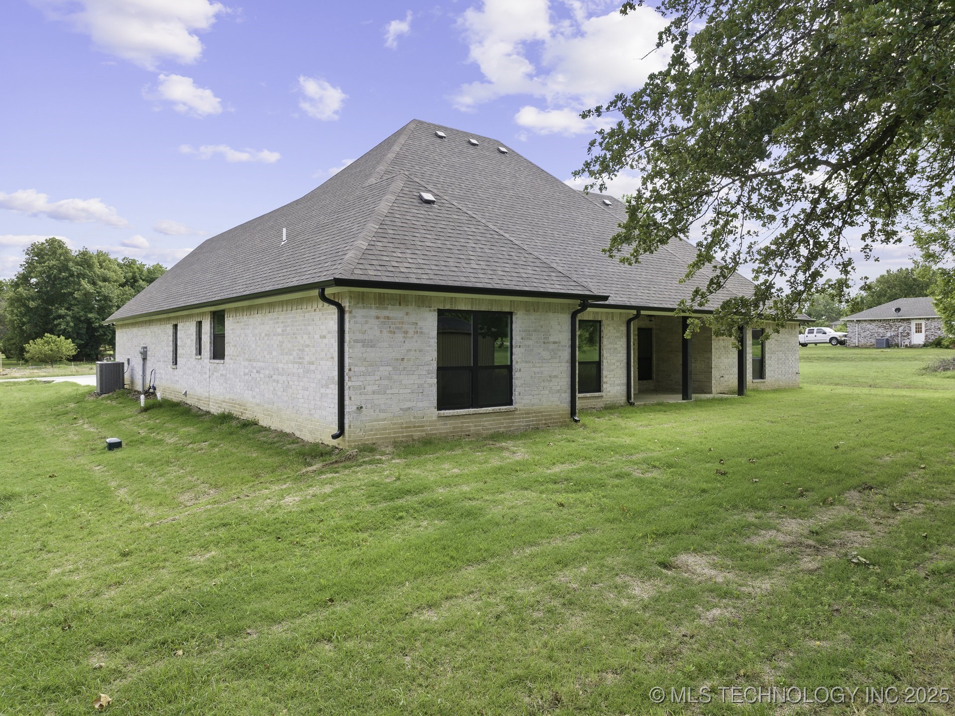 40 Whipperwill Street Lone Grove OK 73443