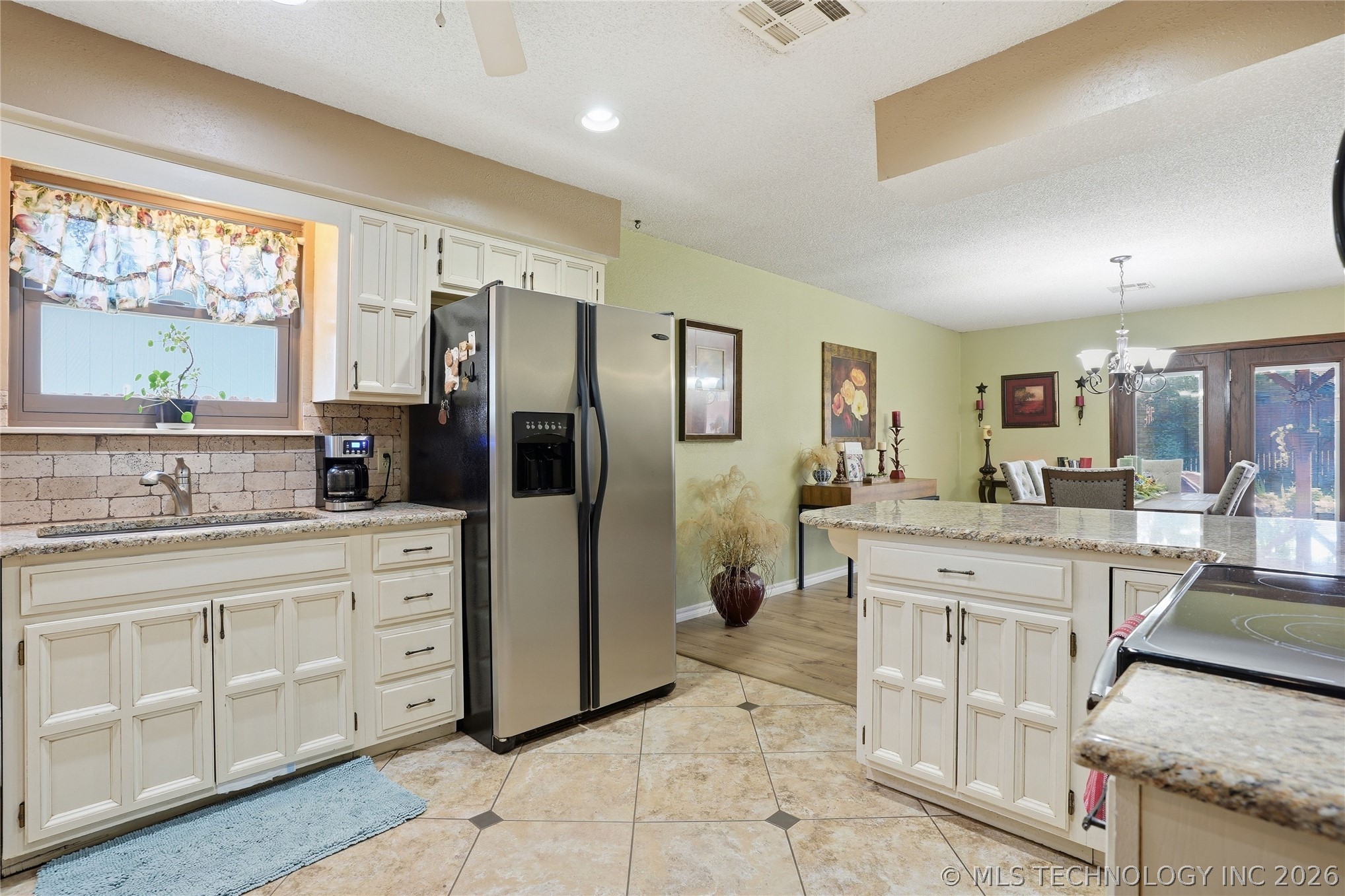 1221 S Chestnut Avenue Broken Arrow OK 74012