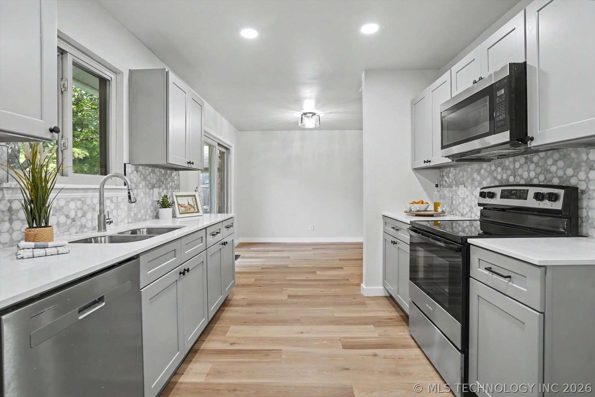1212 N Juniper Place Broken Arrow OK 74012