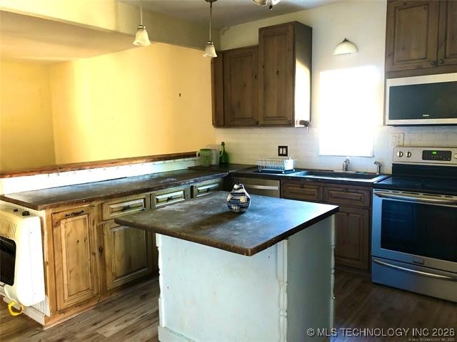 1301 E Ash Street Cushing OK 74023
