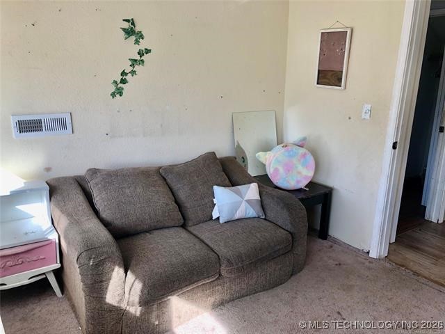 1301 E Ash Street Cushing OK 74023