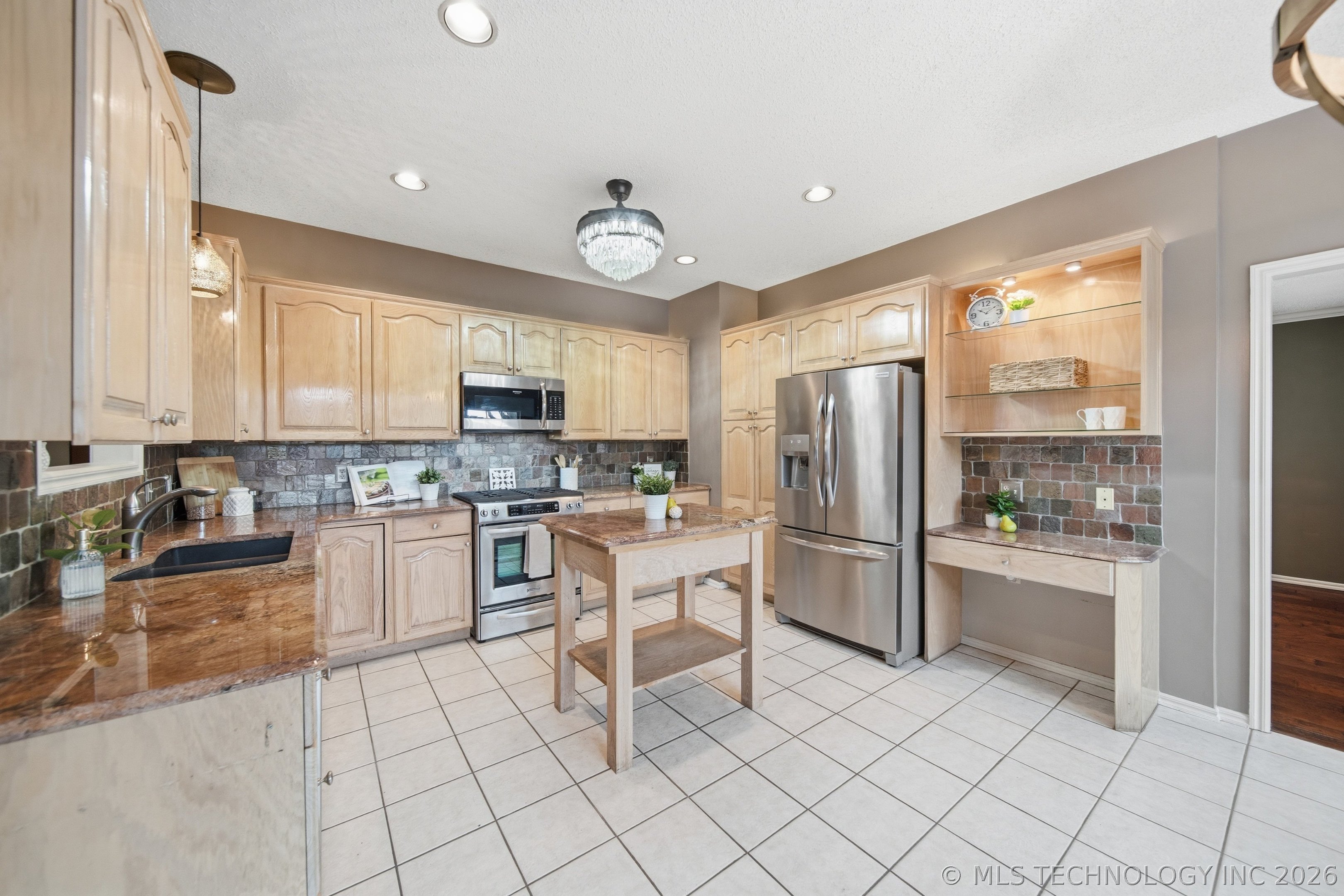 411 W Union Place Broken Arrow OK 74011