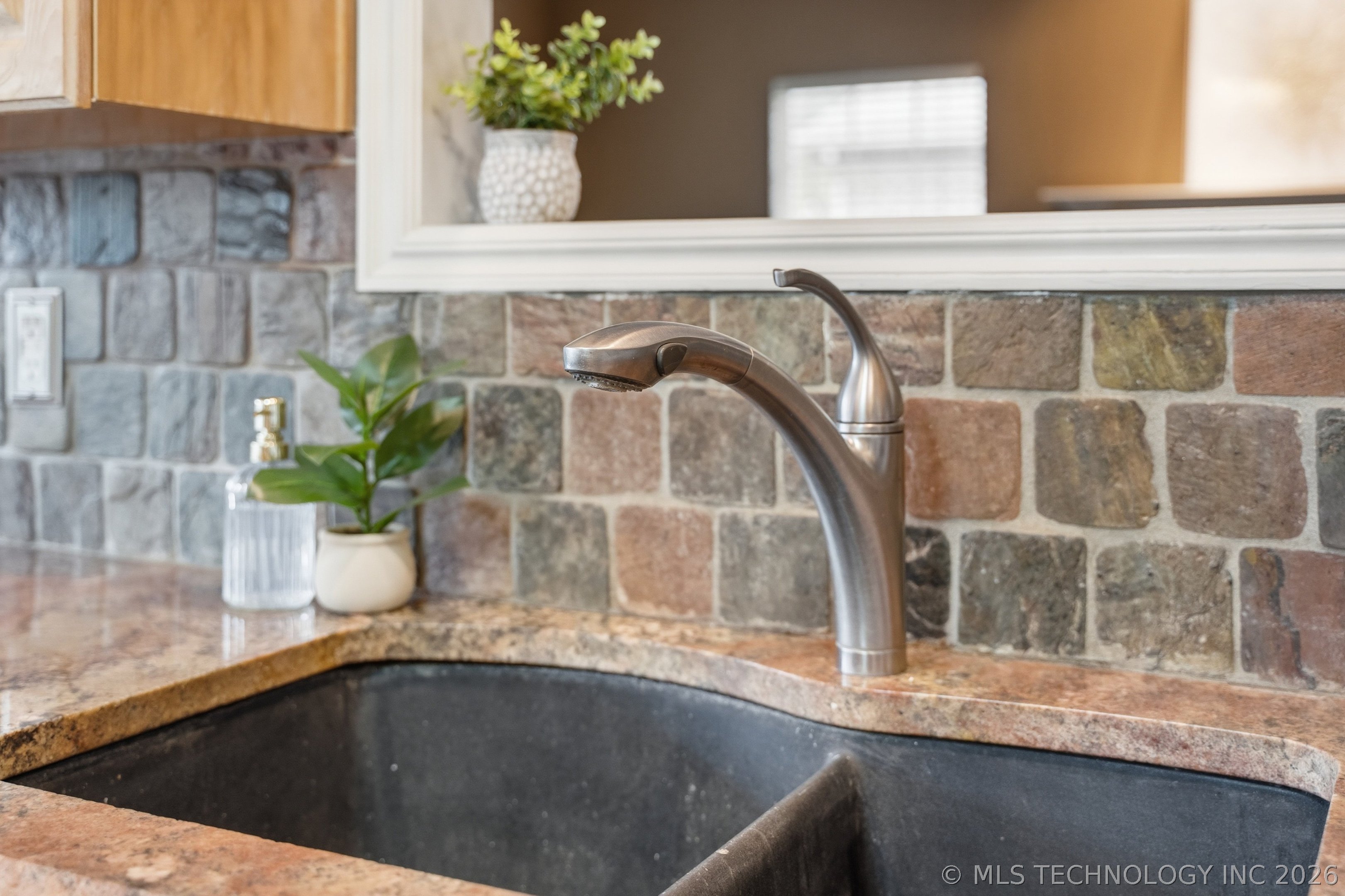 411 W Union Place Broken Arrow OK 74011