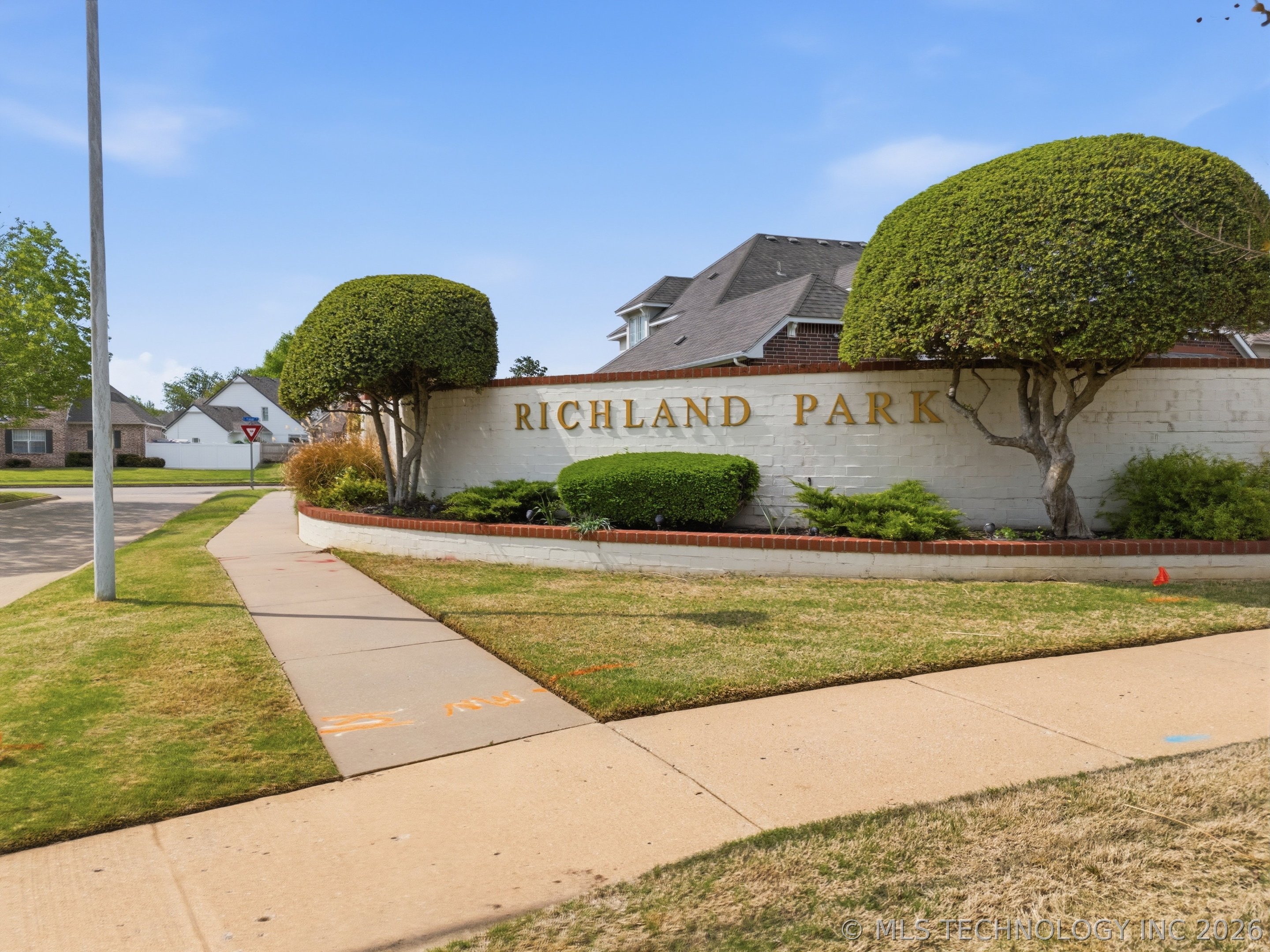 411 W Union Place Broken Arrow OK 74011