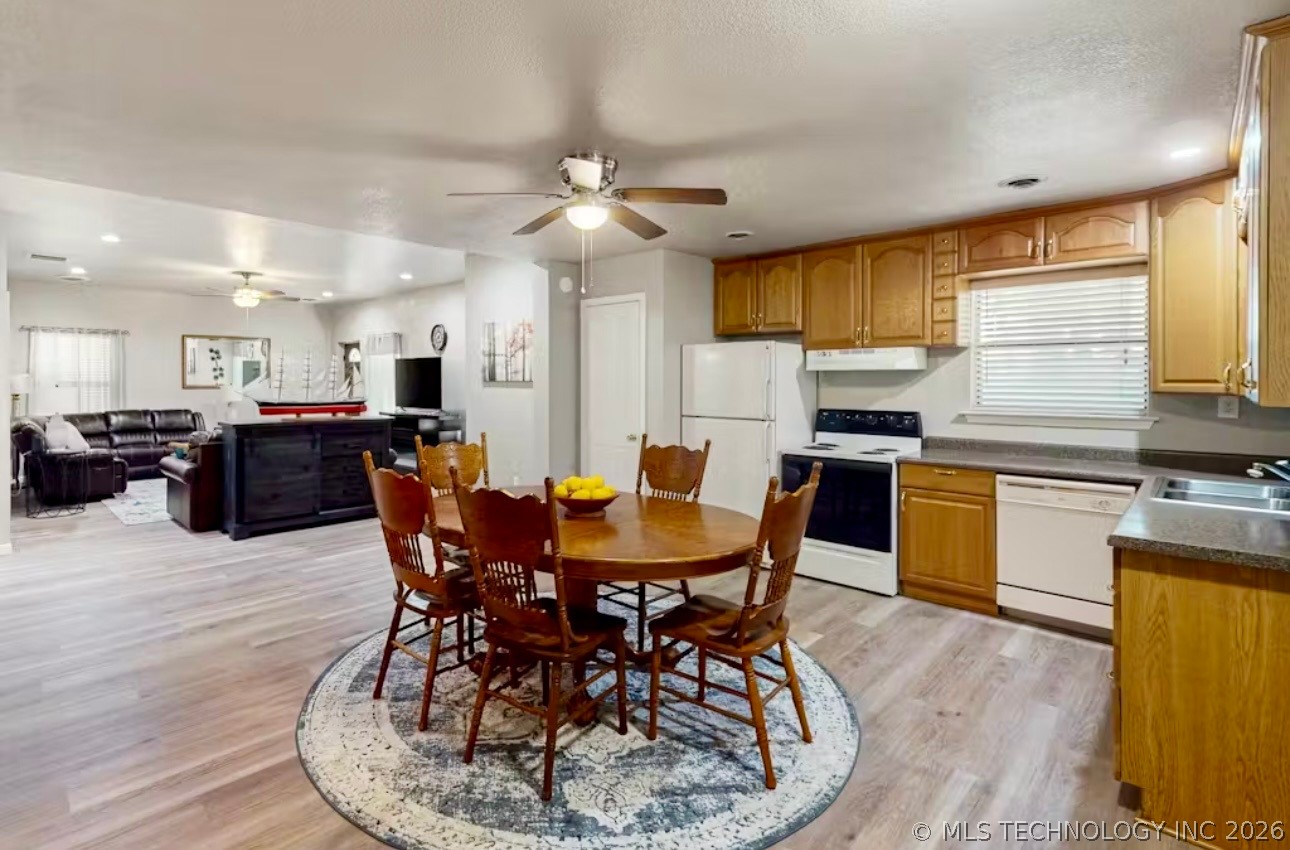 9152 Stone Brook Drive Kingston OK 73439