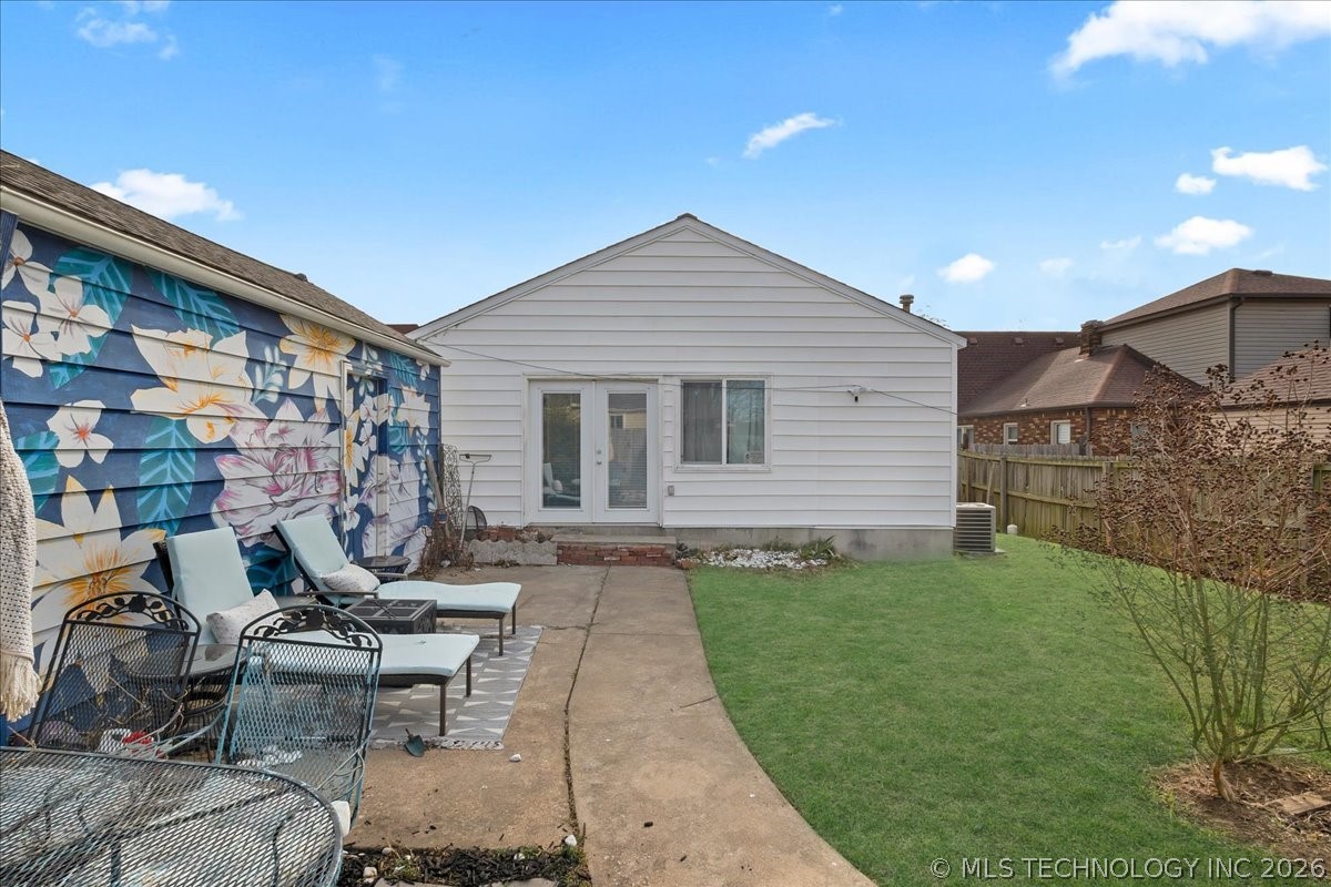 1516 S College Avenue Tulsa OK 74104