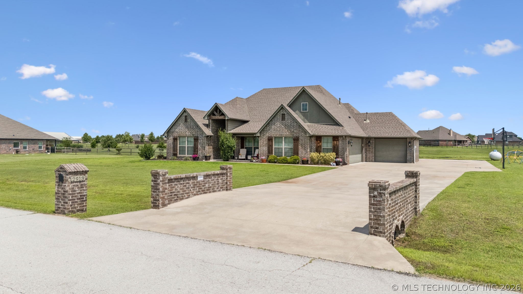 2913 Cross Creek Drive Oologah OK 74053