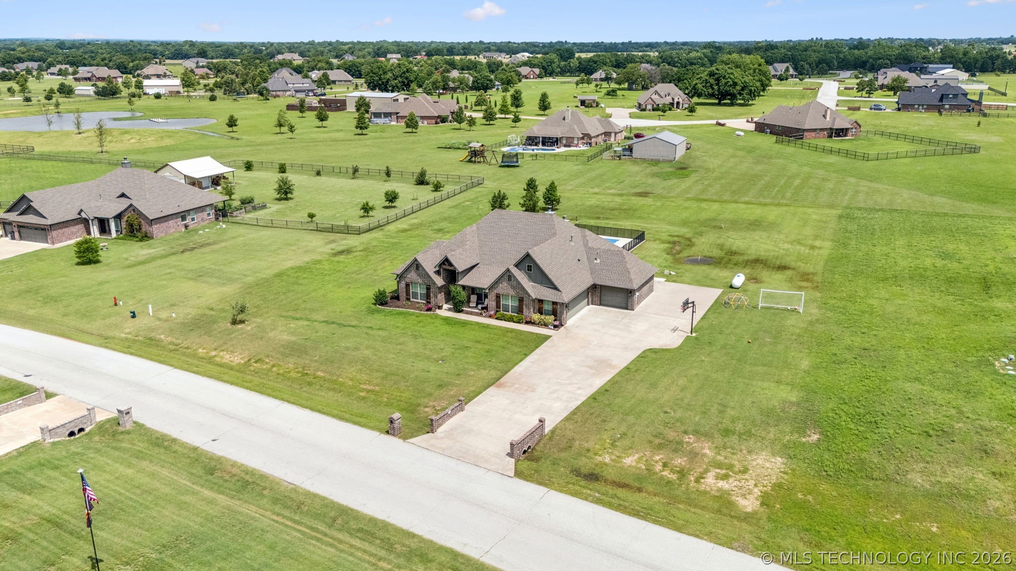 2913 Cross Creek Drive Oologah OK 74053
