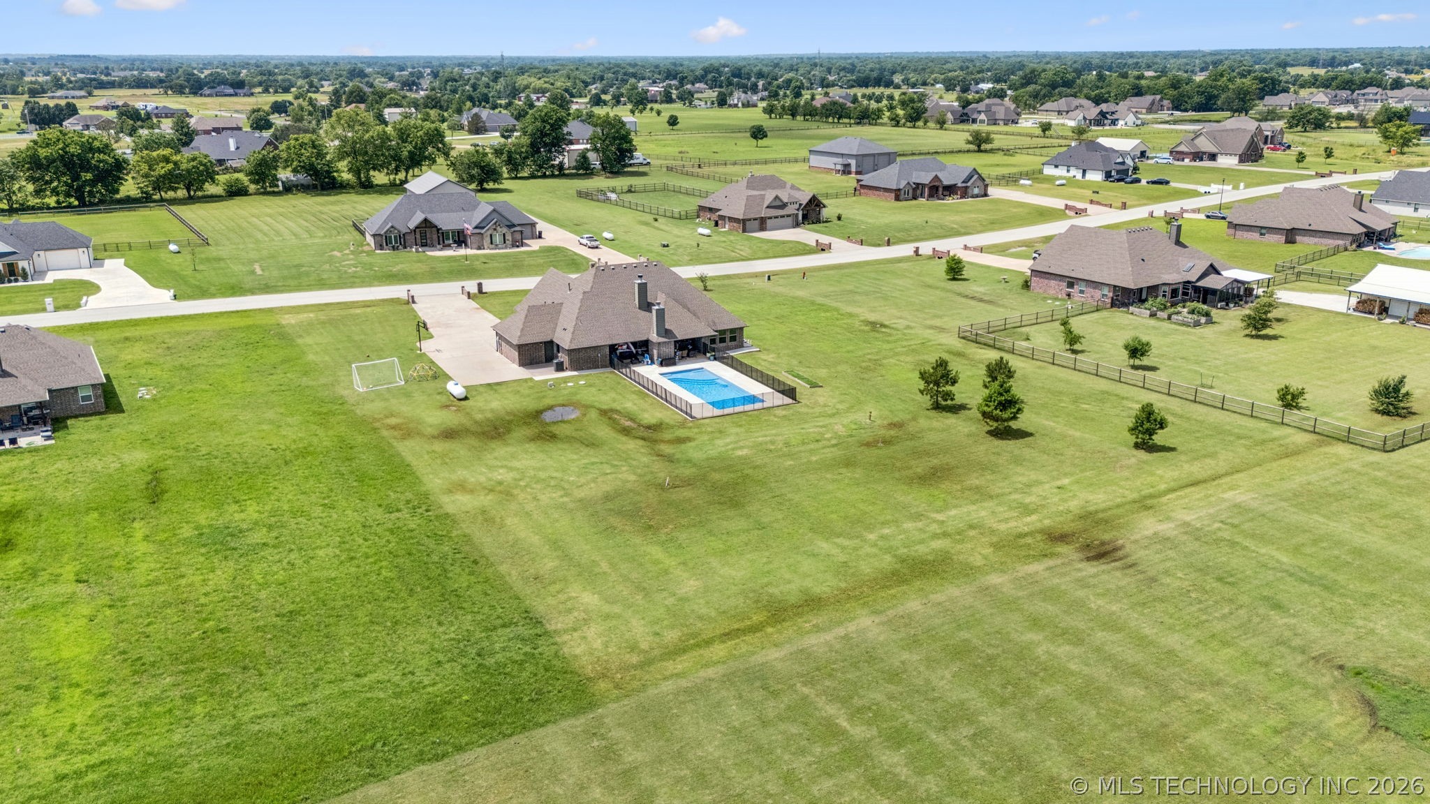 2913 Cross Creek Drive Oologah OK 74053
