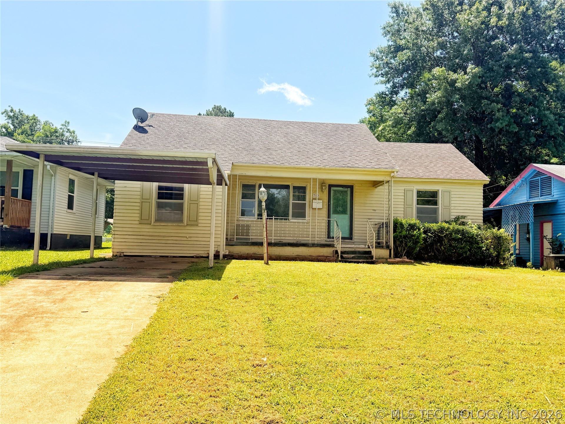 719 N Kelker Holdenville OK 74848