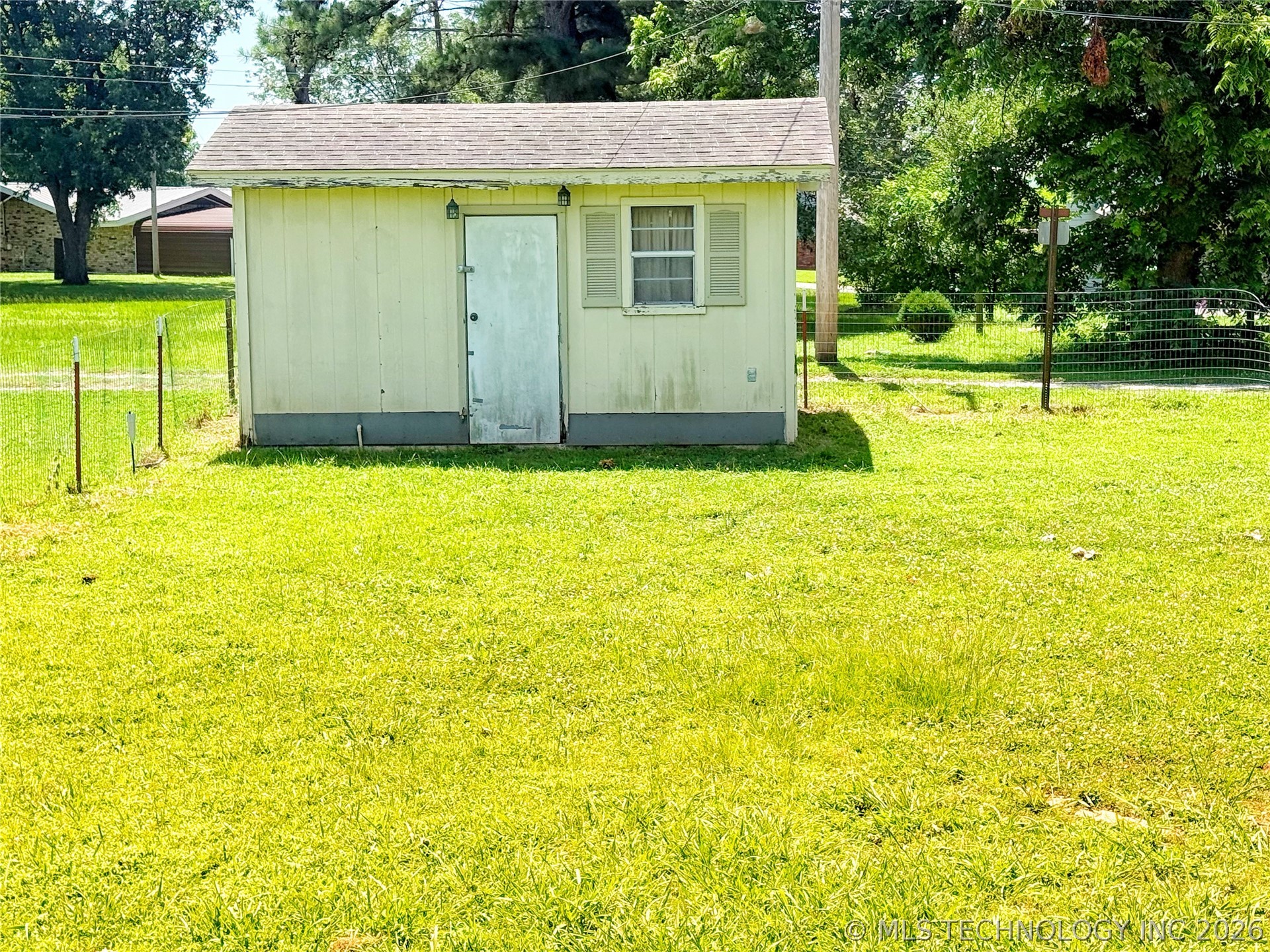 719 N Kelker Holdenville OK 74848