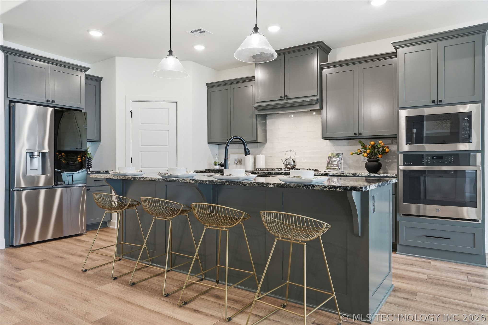 1421 N 72nd Street Broken Arrow OK 74014