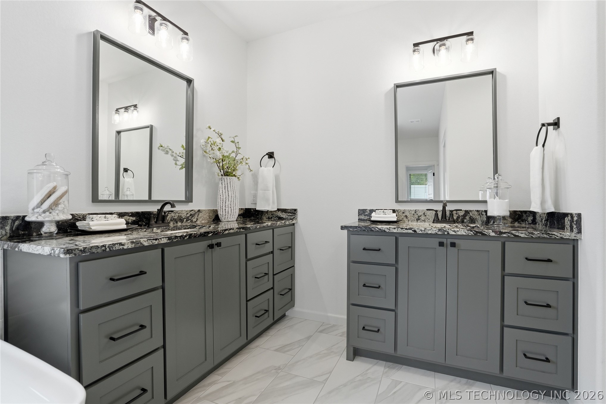 1421 N 72nd Street Broken Arrow OK 74014