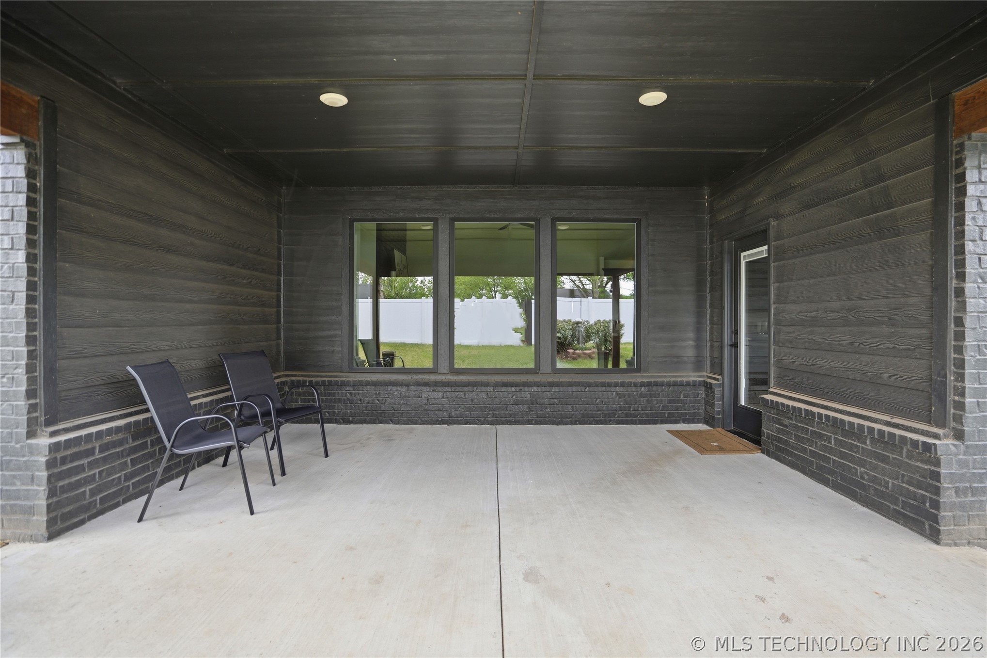 1421 N 72nd Street Broken Arrow OK 74014