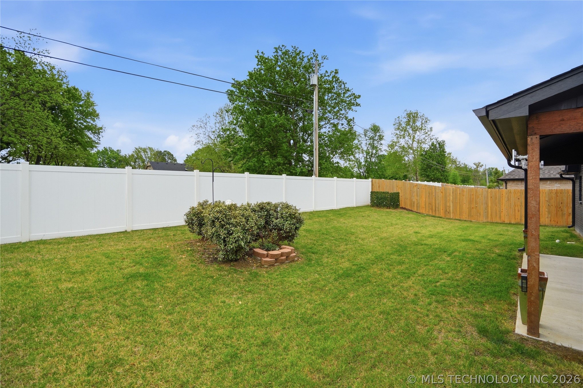 1421 N 72nd Street Broken Arrow OK 74014
