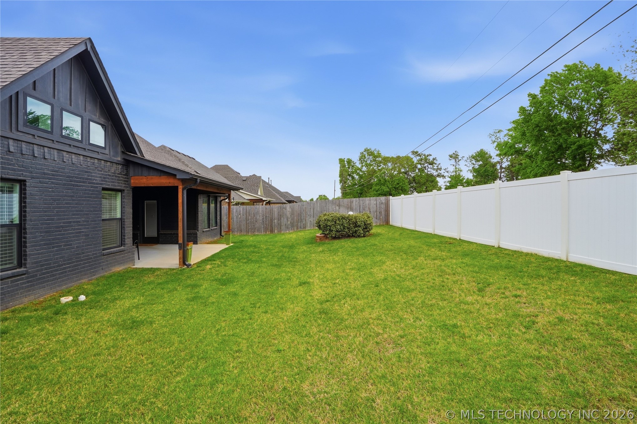1421 N 72nd Street Broken Arrow OK 74014