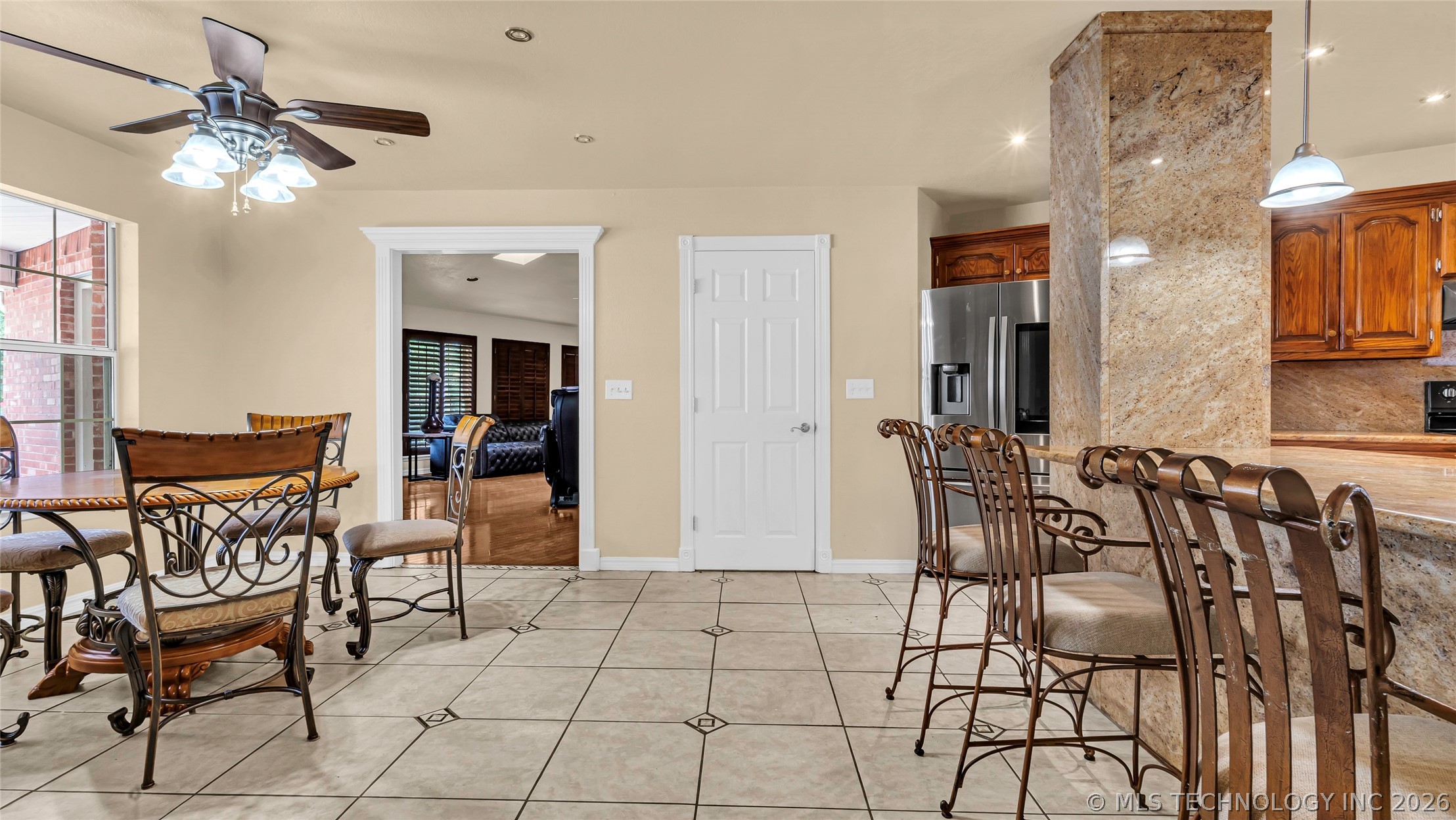 2800 Ridgeway Ardmore OK 73401
