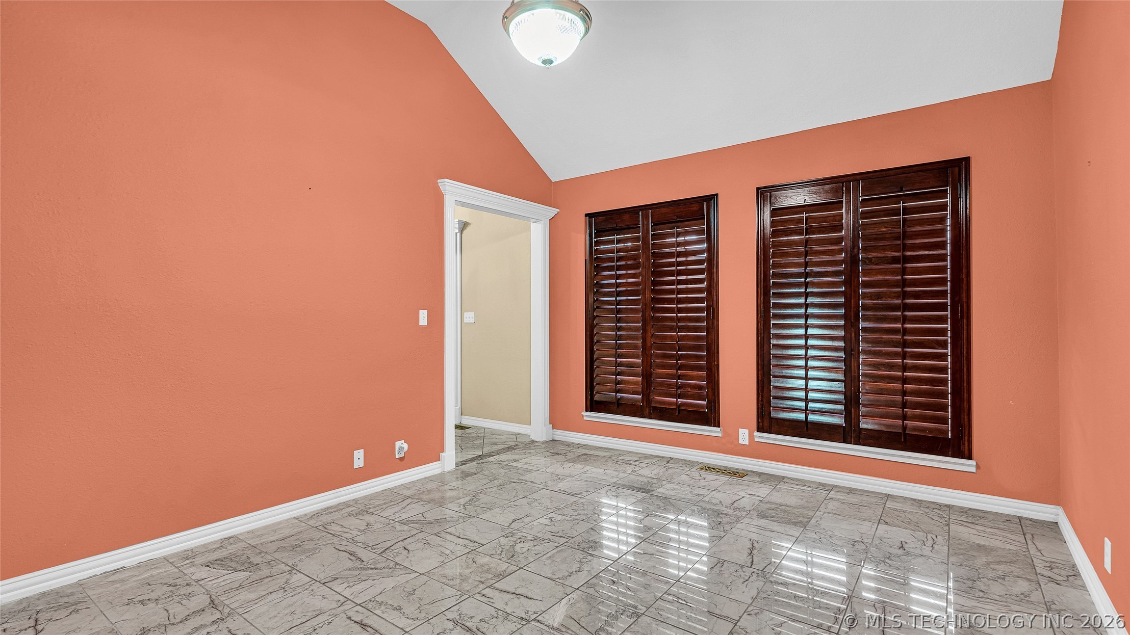 2800 Ridgeway Ardmore OK 73401
