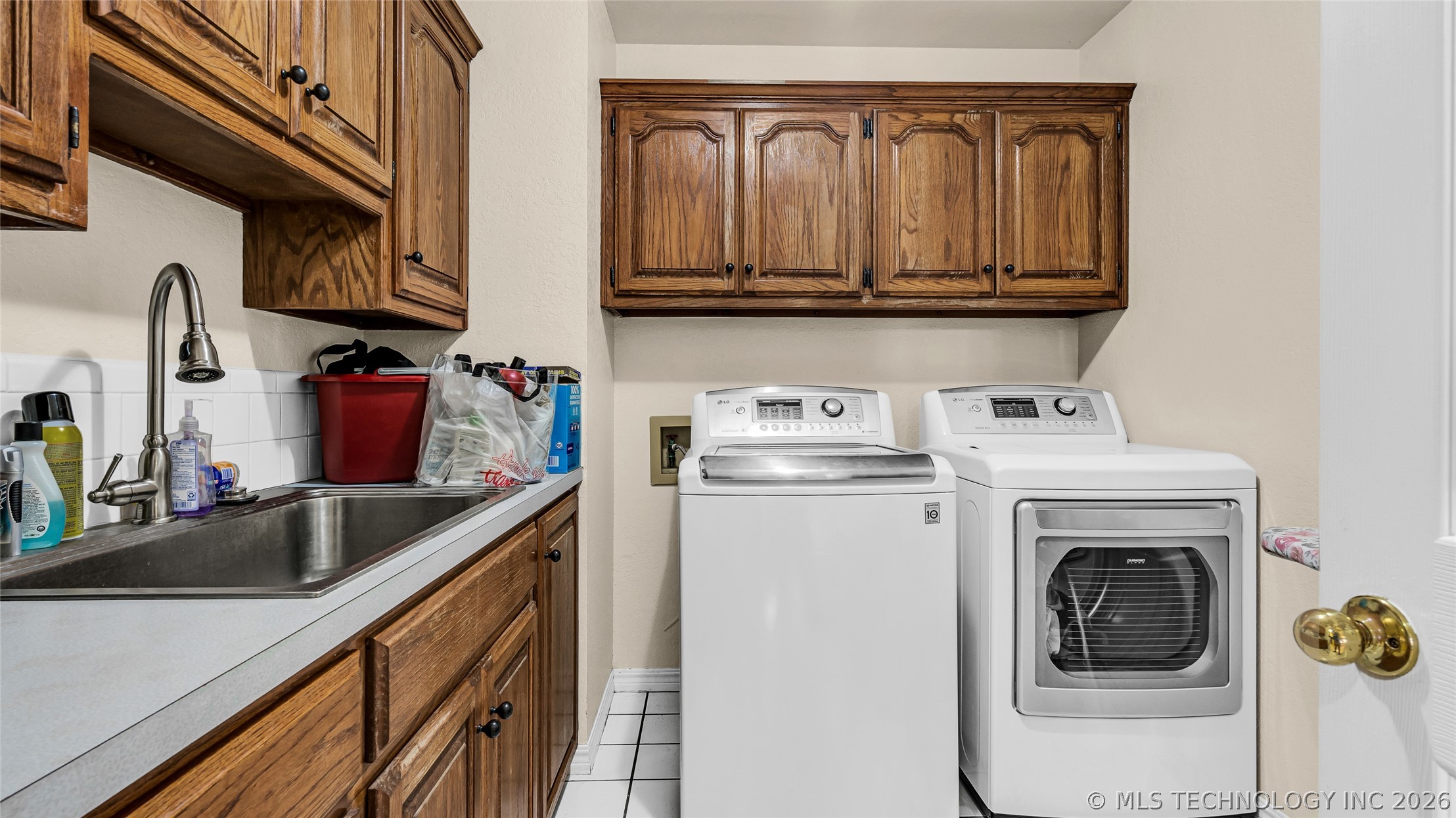 2800 Ridgeway Ardmore OK 73401
