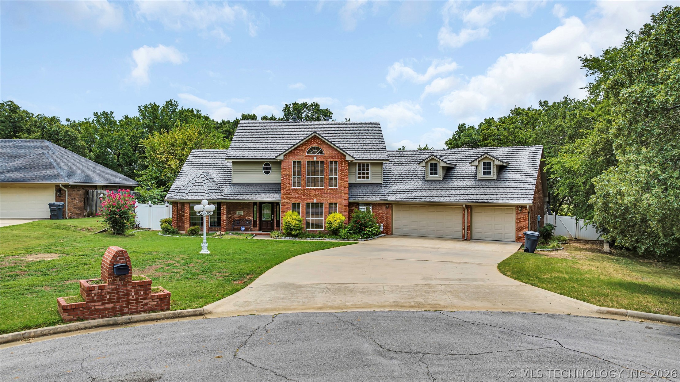 2800 Ridgeway Ardmore OK 73401
