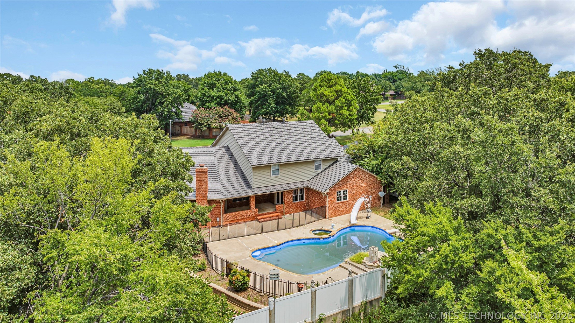 2800 Ridgeway Ardmore OK 73401