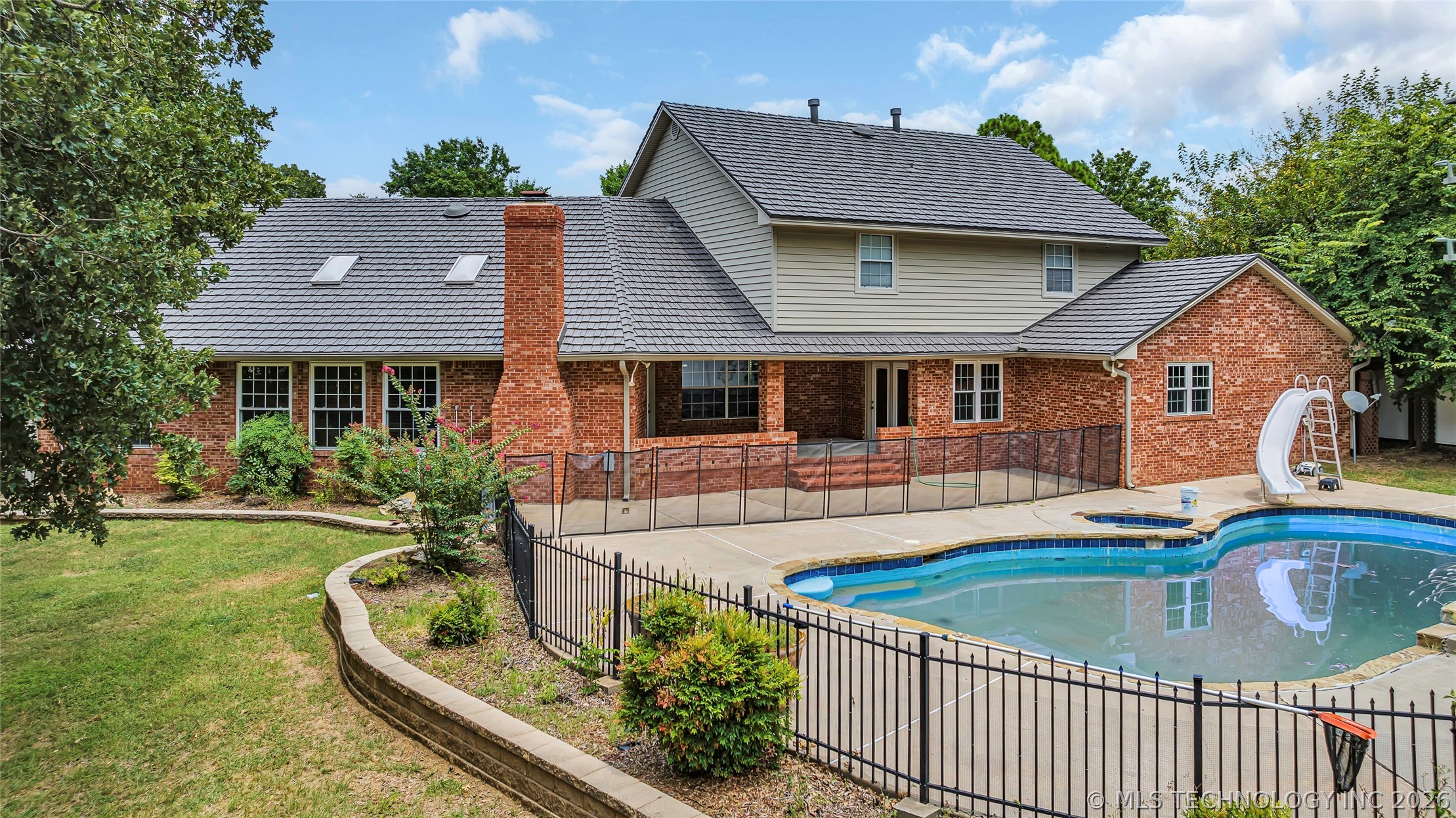 2800 Ridgeway Ardmore OK 73401