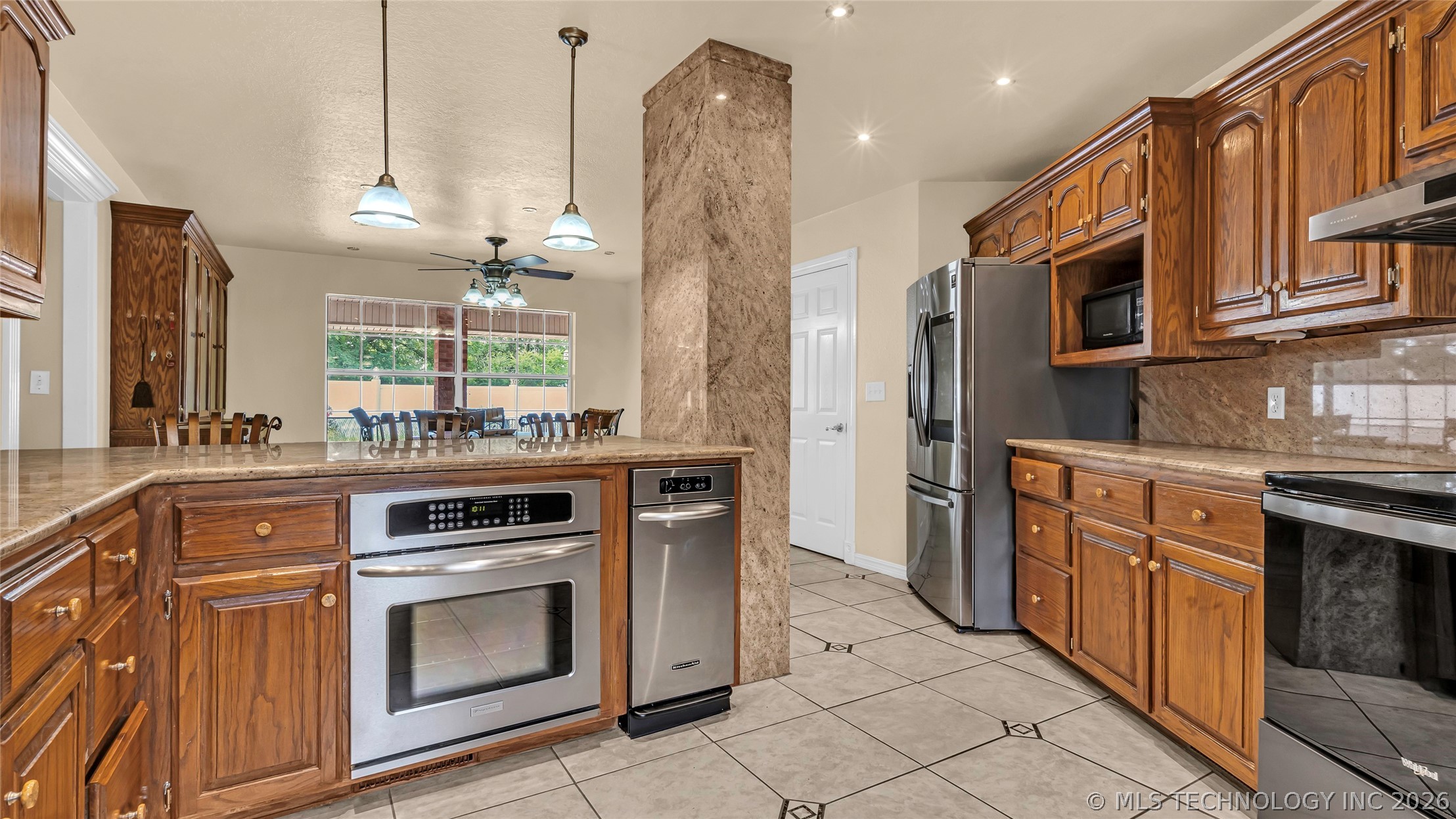 2800 Ridgeway Ardmore OK 73401