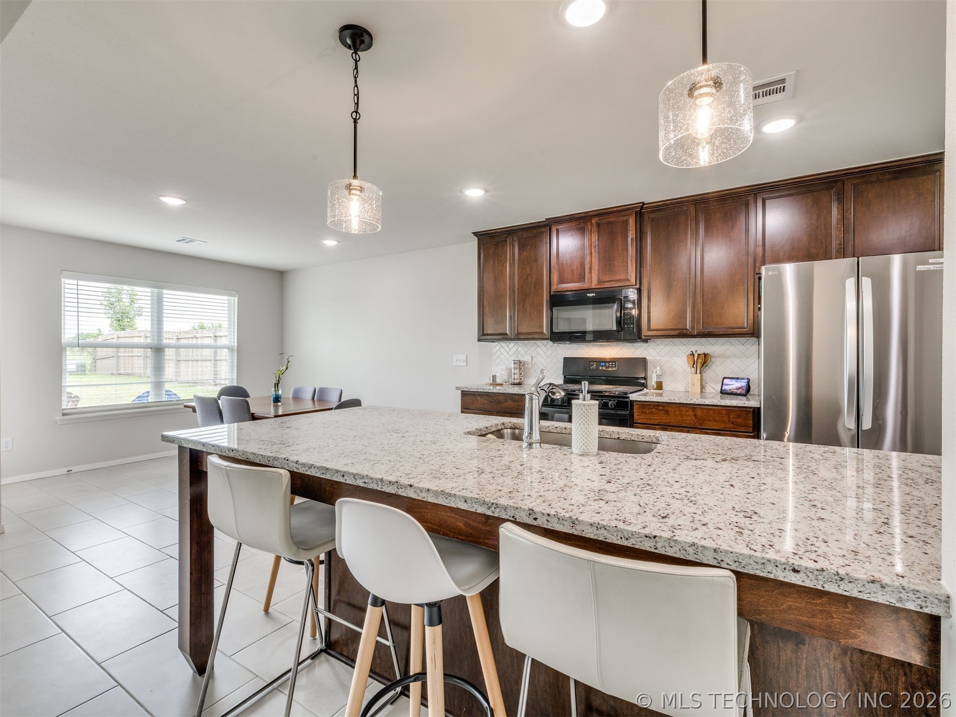 7035 S Hemlock Avenue Broken Arrow OK 74011