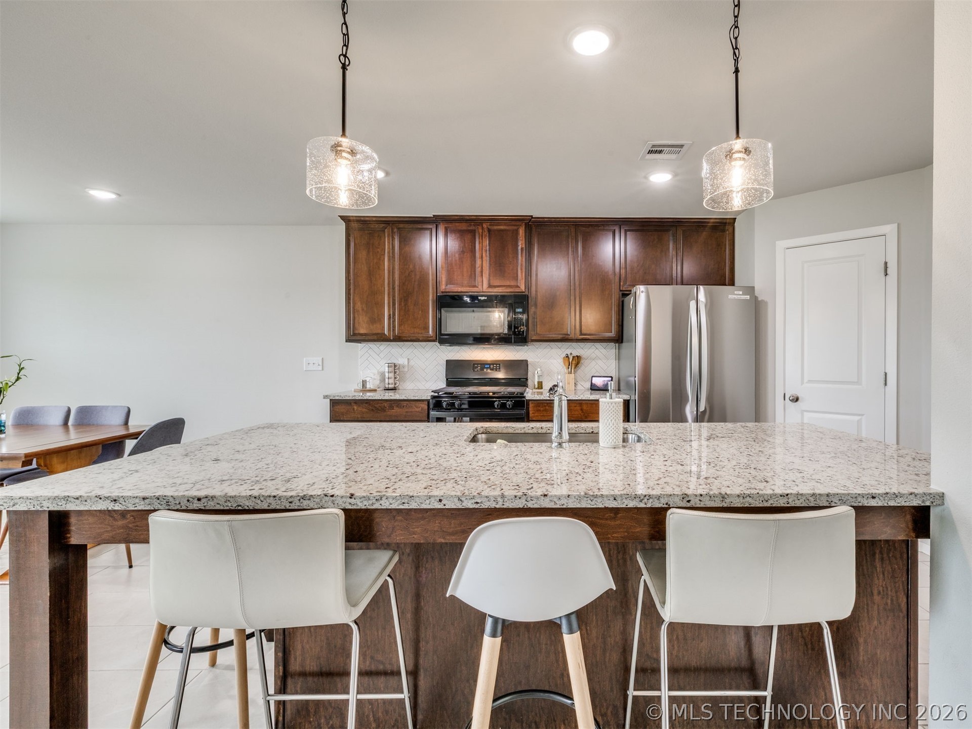 7035 S Hemlock Avenue Broken Arrow OK 74011