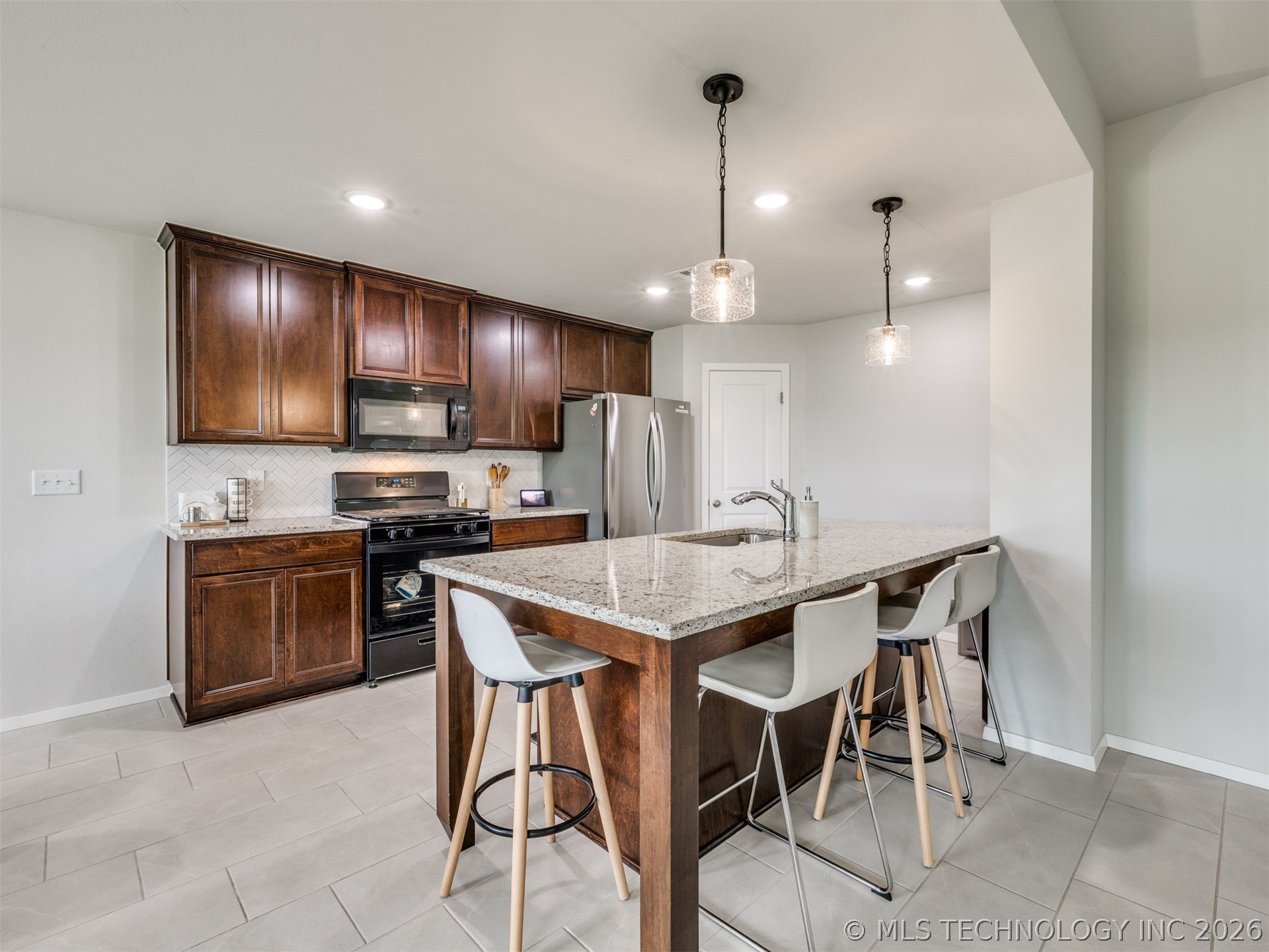 7035 S Hemlock Avenue Broken Arrow OK 74011