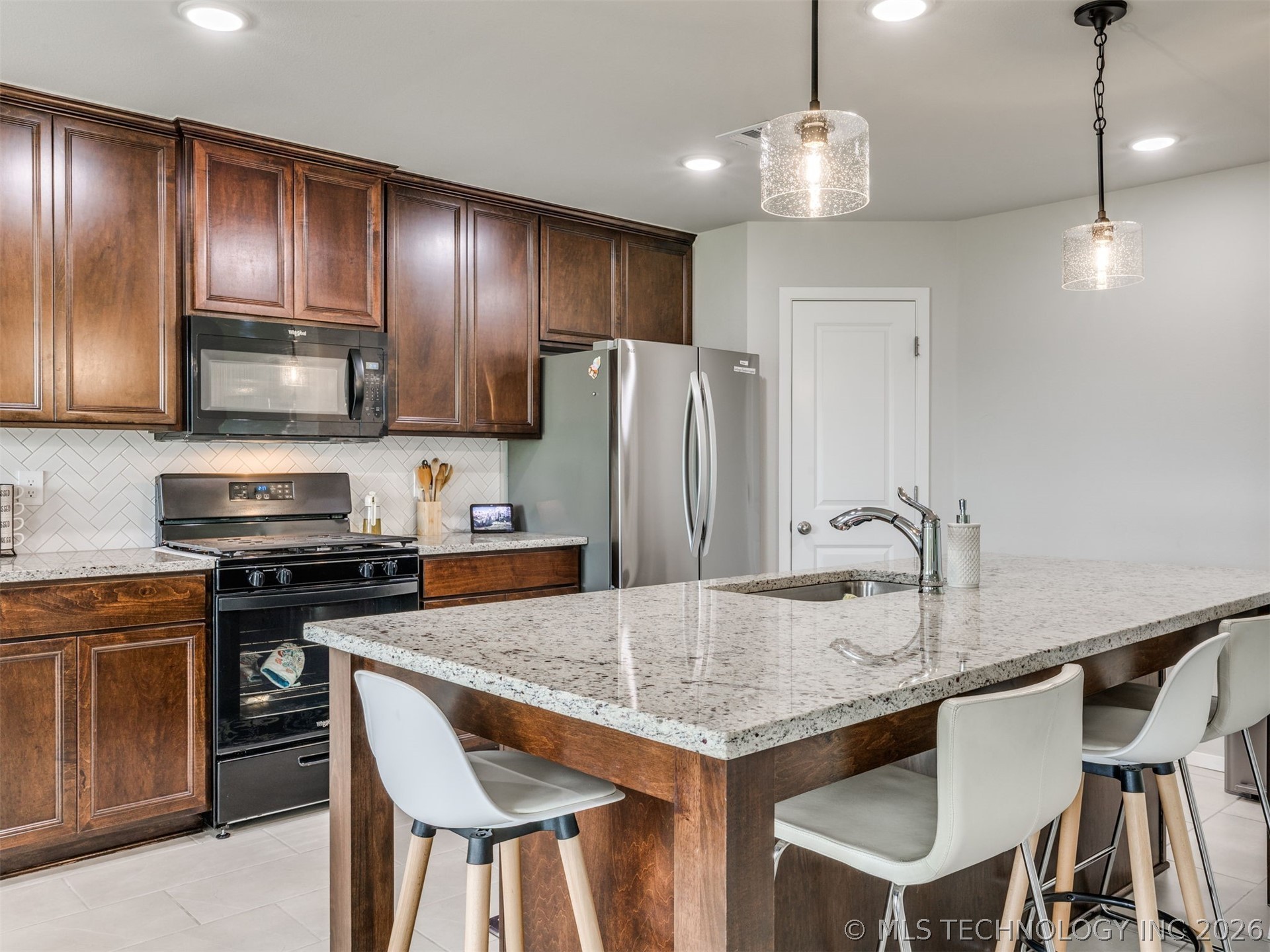 7035 S Hemlock Avenue Broken Arrow OK 74011