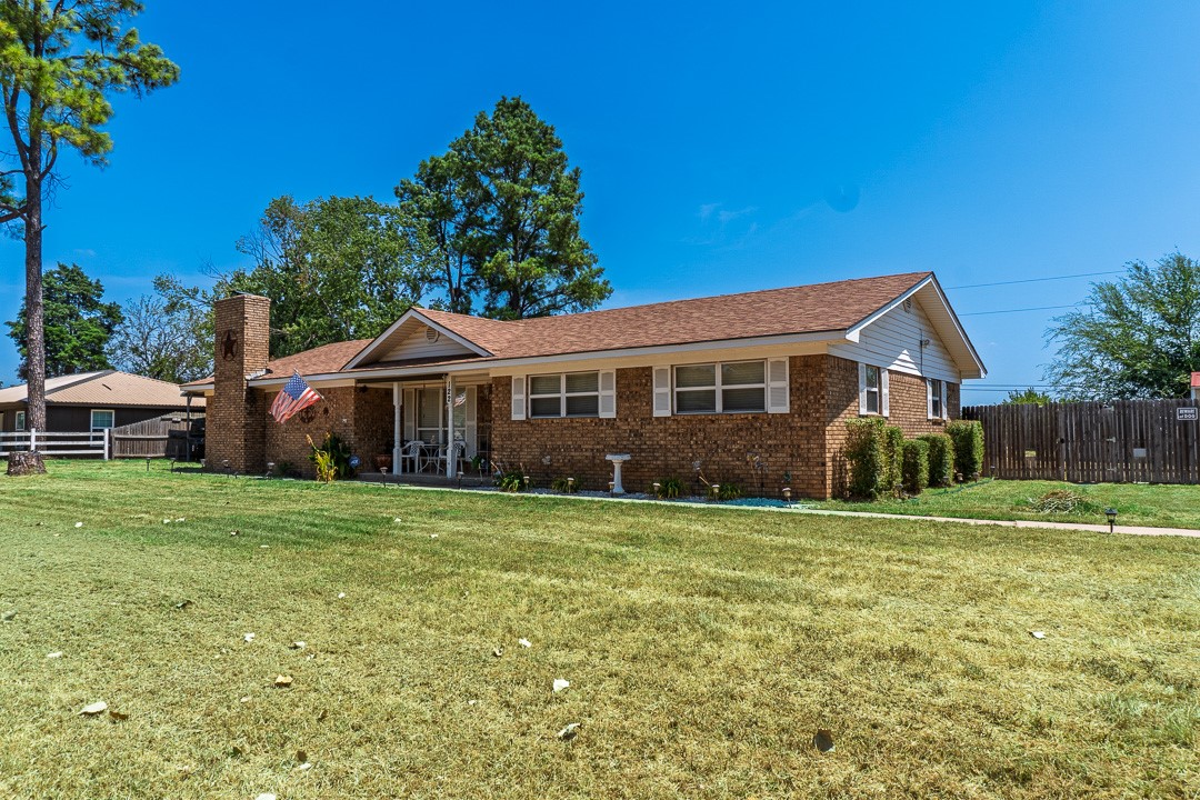 122 Hummingbird Circle Colbert OK 74733