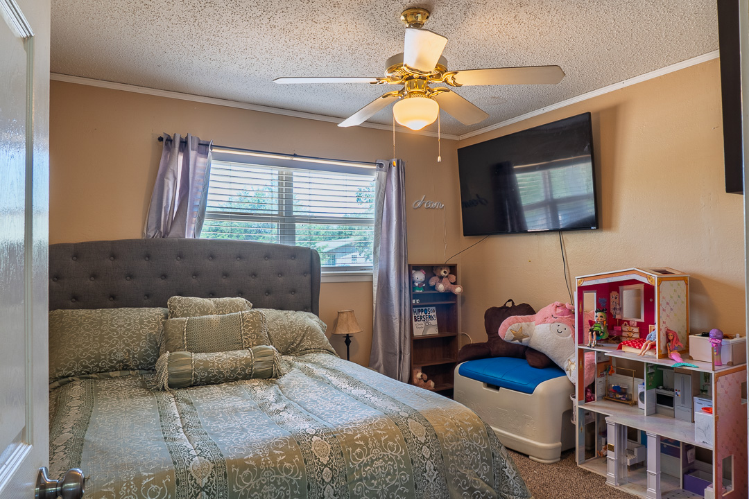 122 Hummingbird Circle Colbert OK 74733