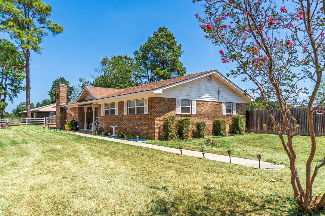 122 Hummingbird Circle Colbert OK 74733