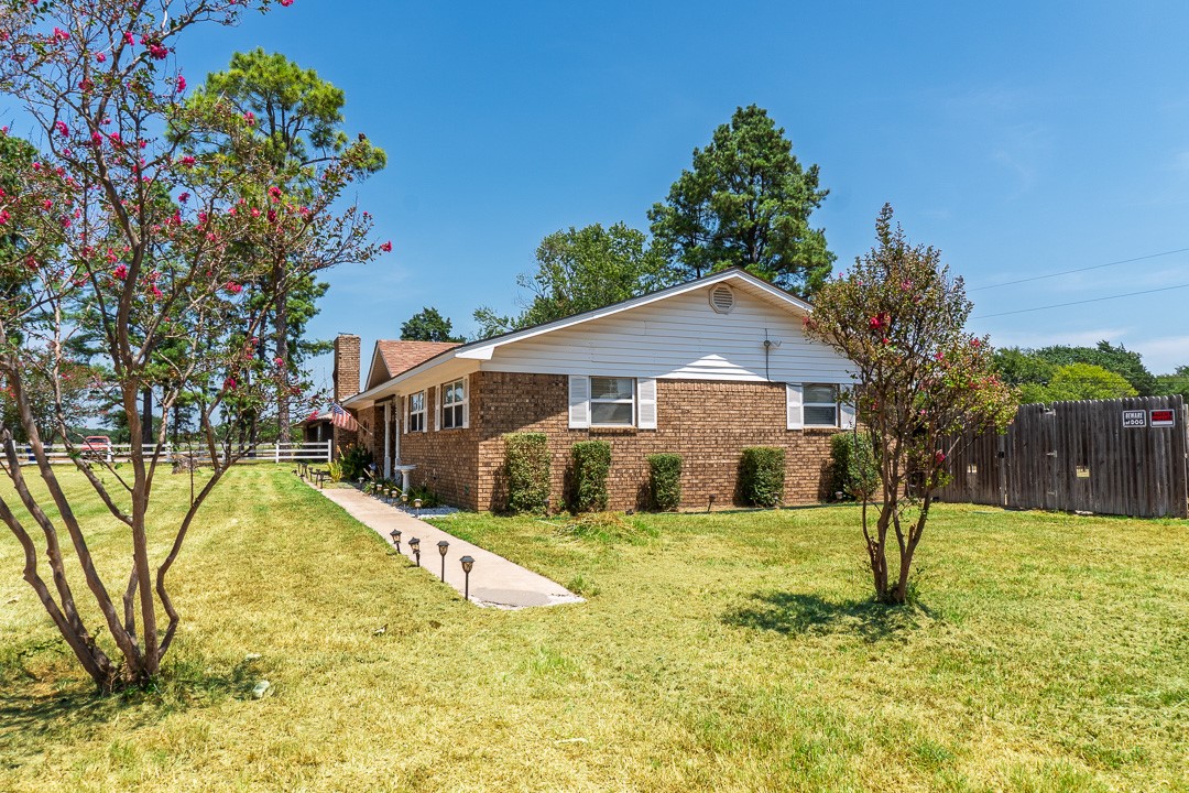 122 Hummingbird Circle Colbert OK 74733