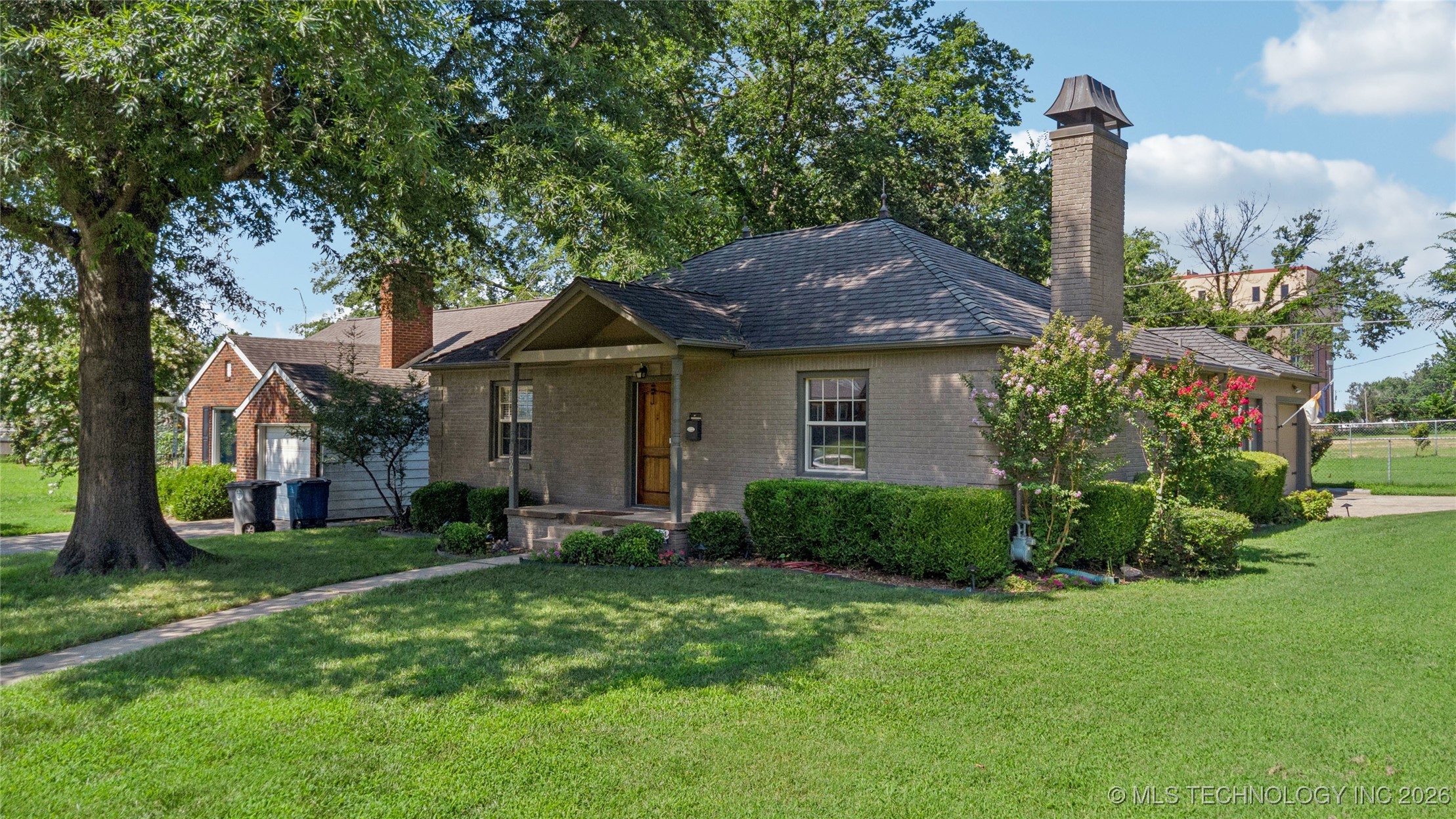 2004 S Delaware Place Tulsa OK 74104