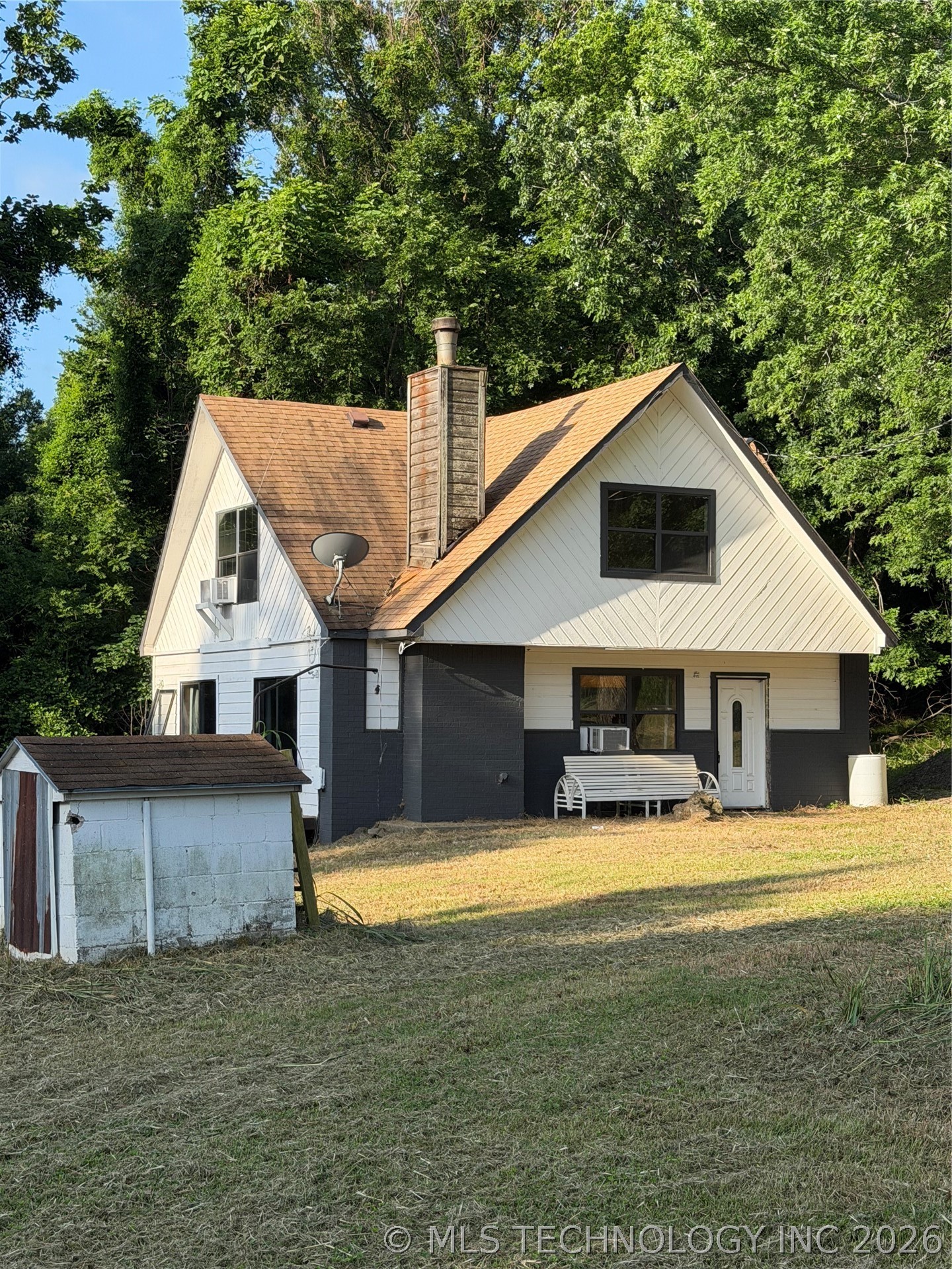 215 N Eagle Bluff Cleveland OK 74020