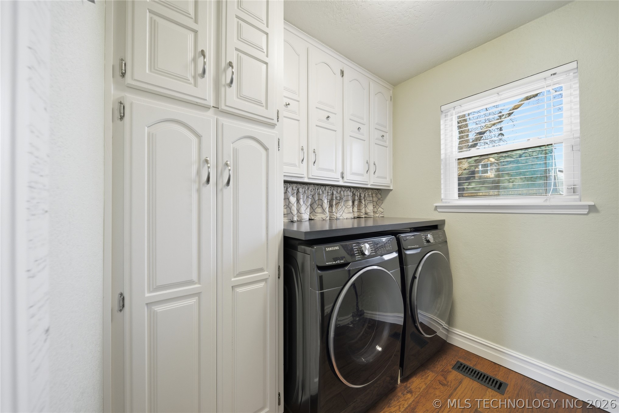9905 S Maplewood Avenue Tulsa OK 74137