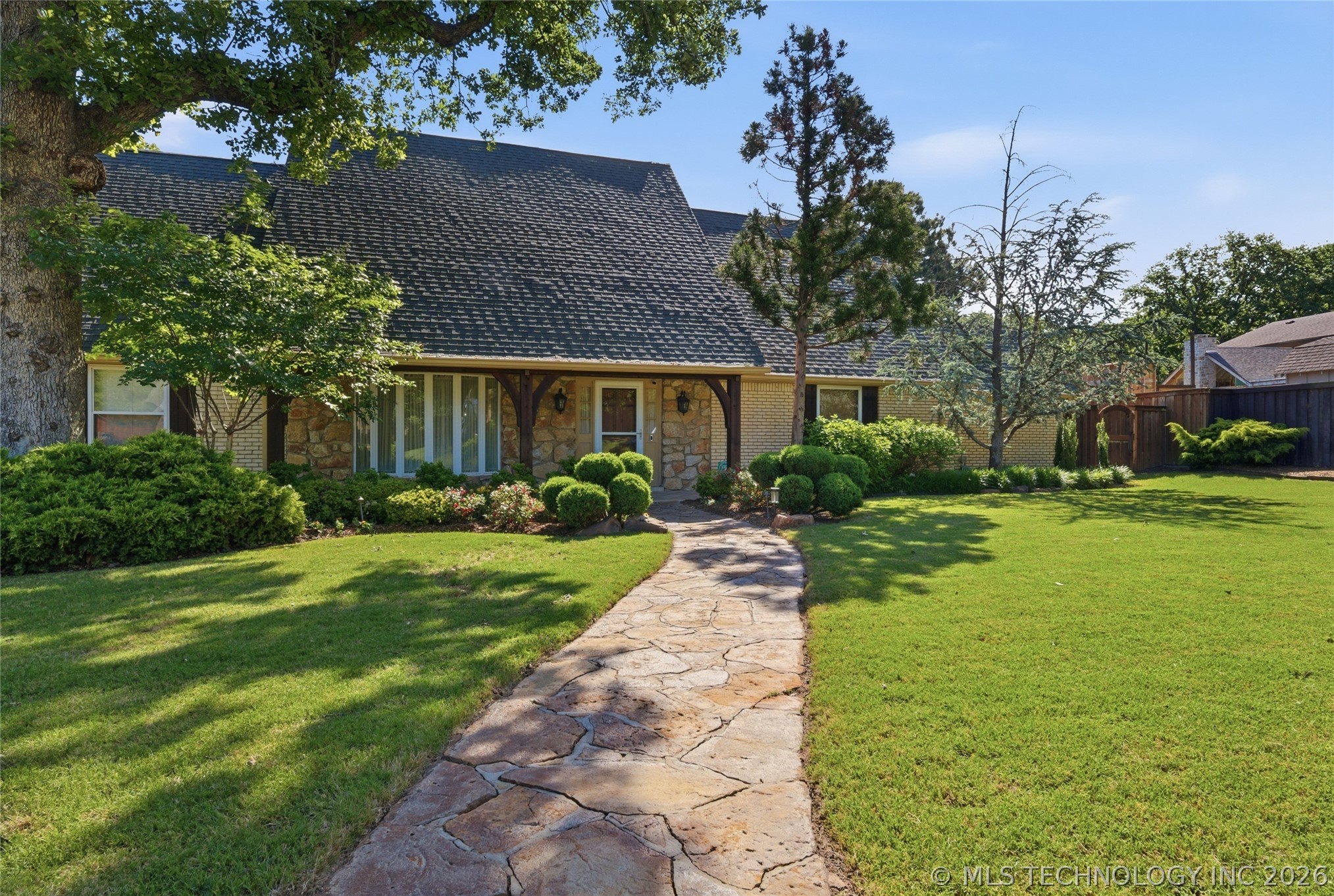 9905 S Maplewood Avenue Tulsa OK 74137