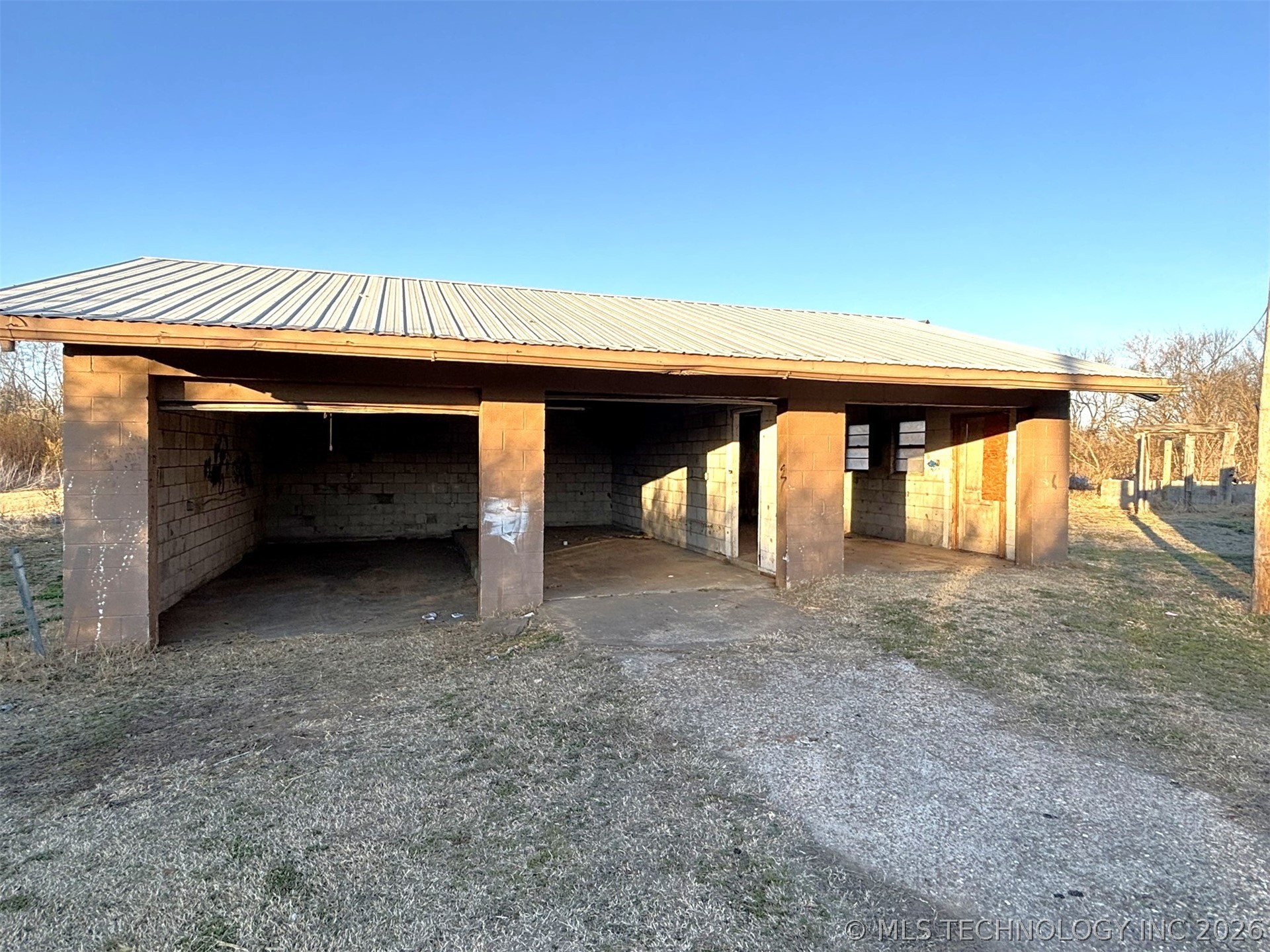 203 W Hanover Hoyt OK 74472