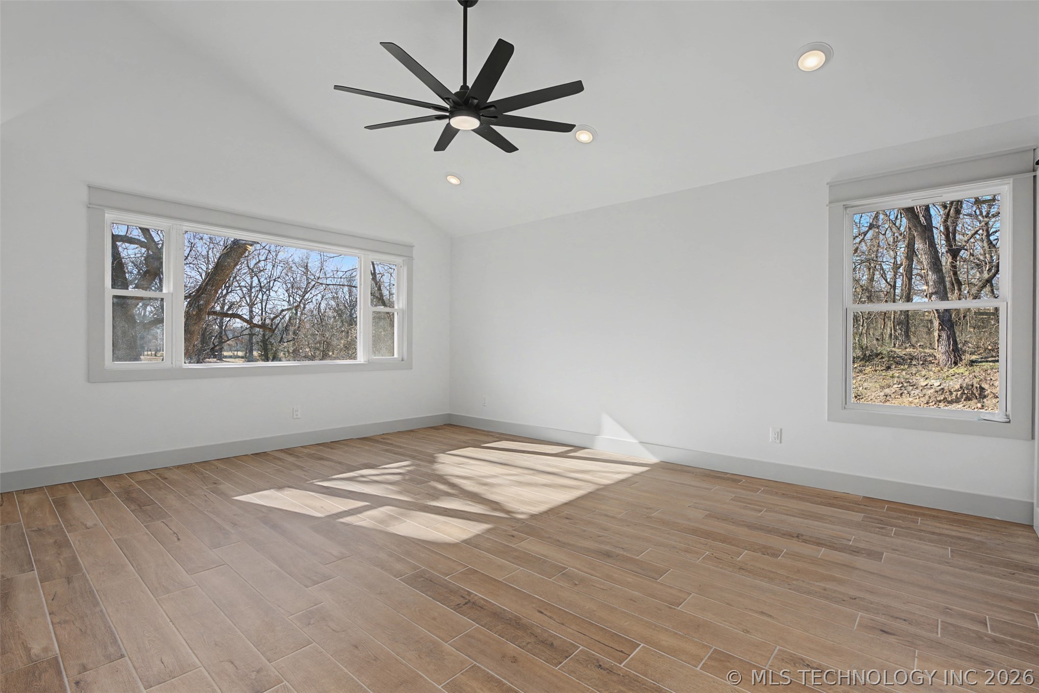 240 E 14th Street Grove OK 74344