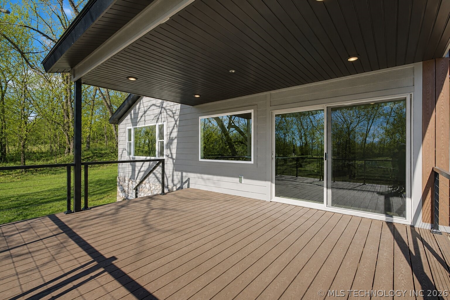 240 E 14th Street Grove OK 74344