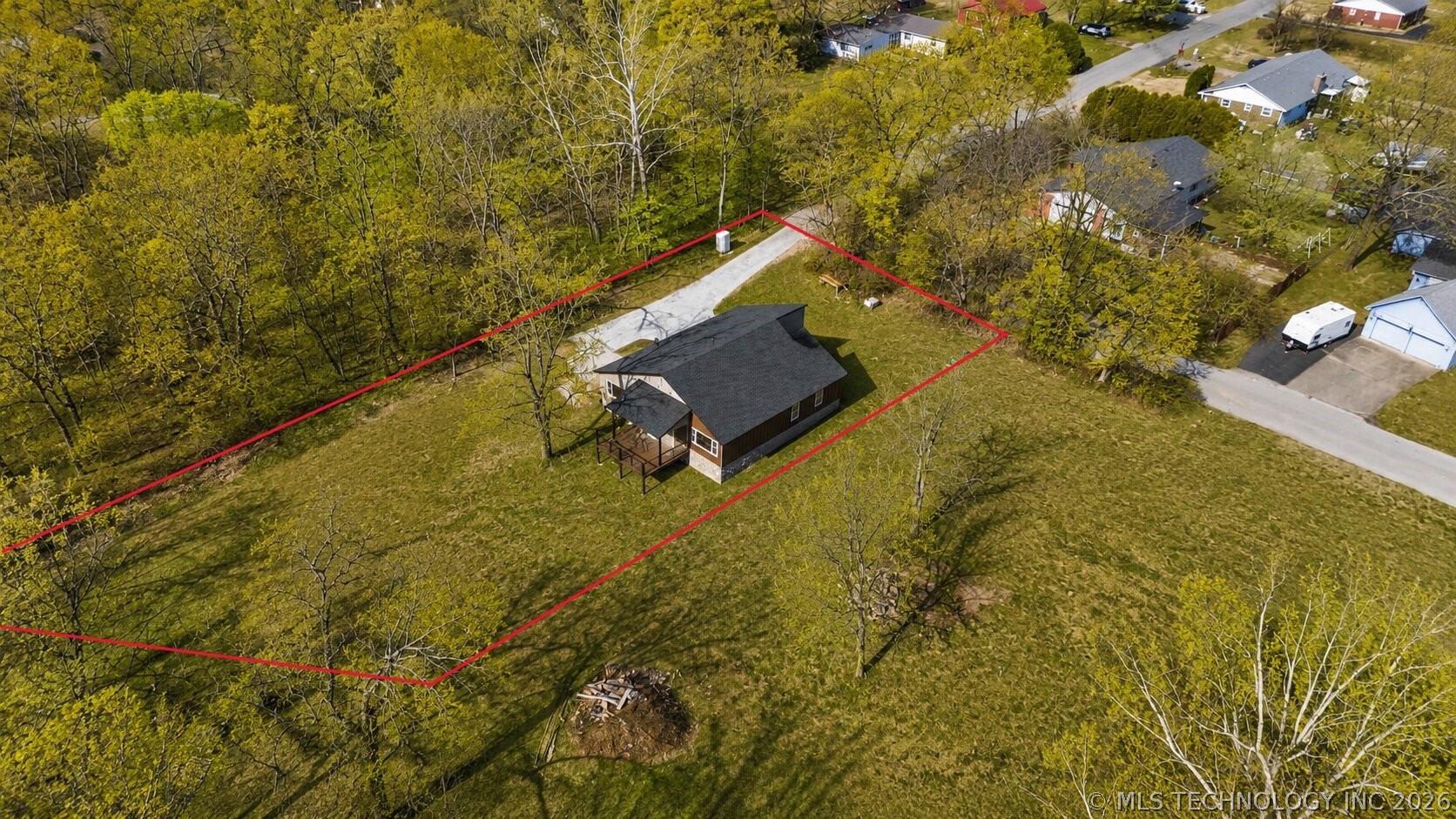 240 E 14th Street Grove OK 74344