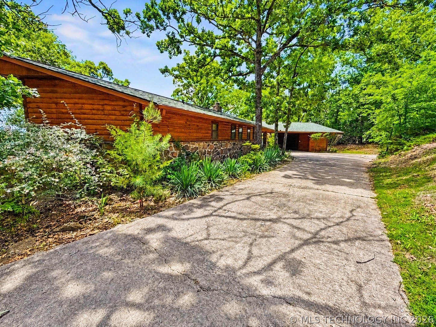 18678 W Sugar Mountain Circle Park Hill OK 74451