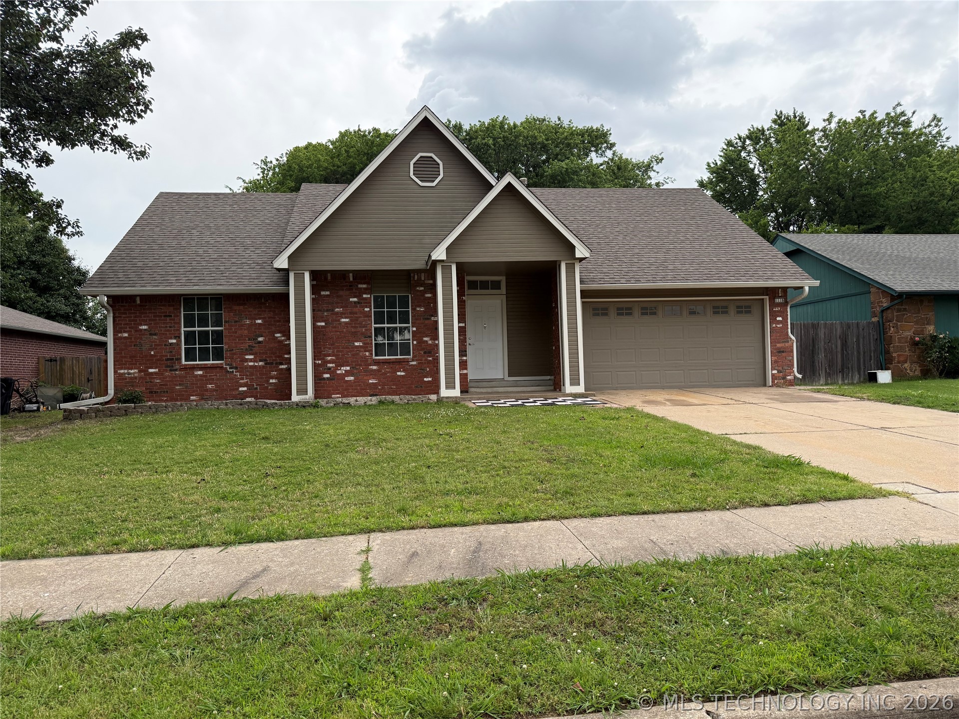 1116 N Hickory Drive Broken Arrow OK 74012